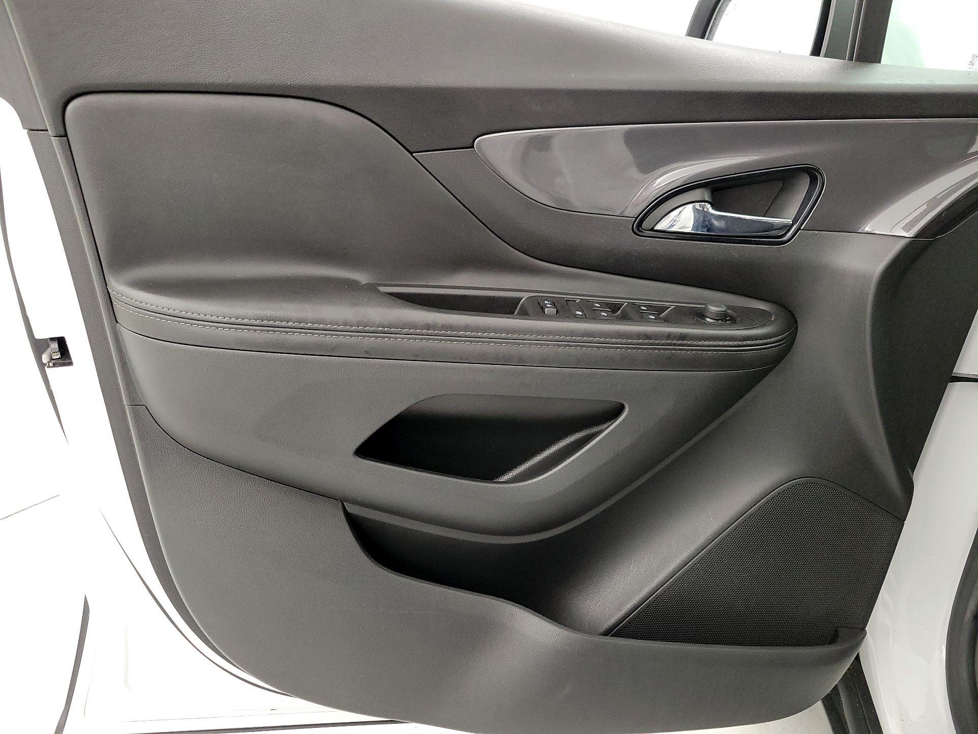 Thumbnail: 2022 Buick Encore - 12