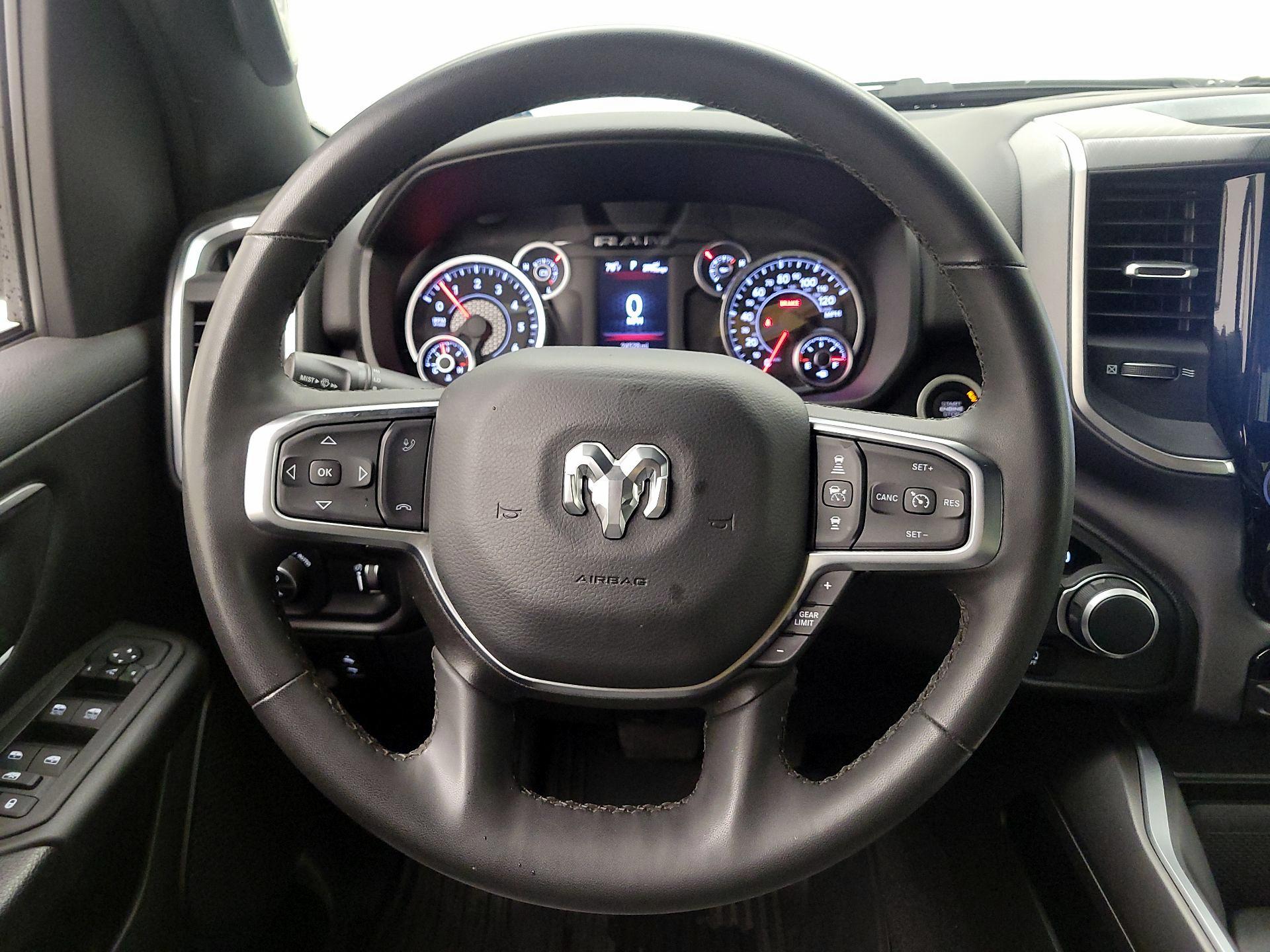Thumbnail: 2025 RAM 1500 - 10