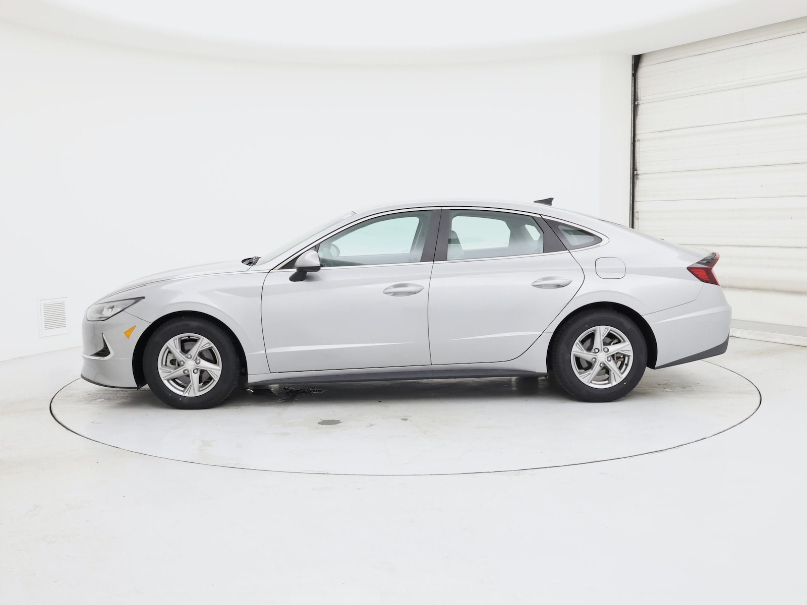 2021 Hyundai Sonata SE - Photo 4