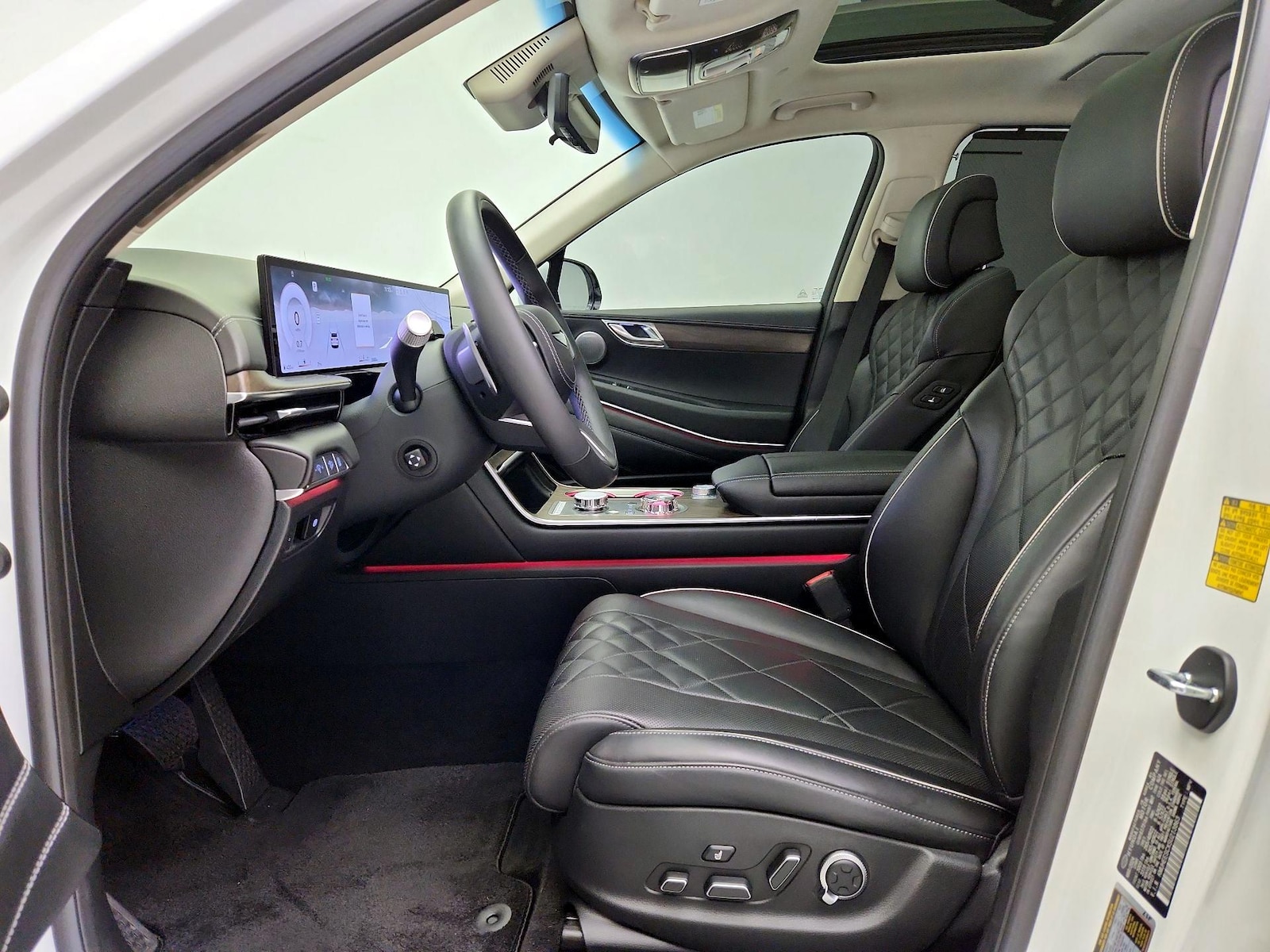 2025 GENESIS GV80 Prestige - Photo 12