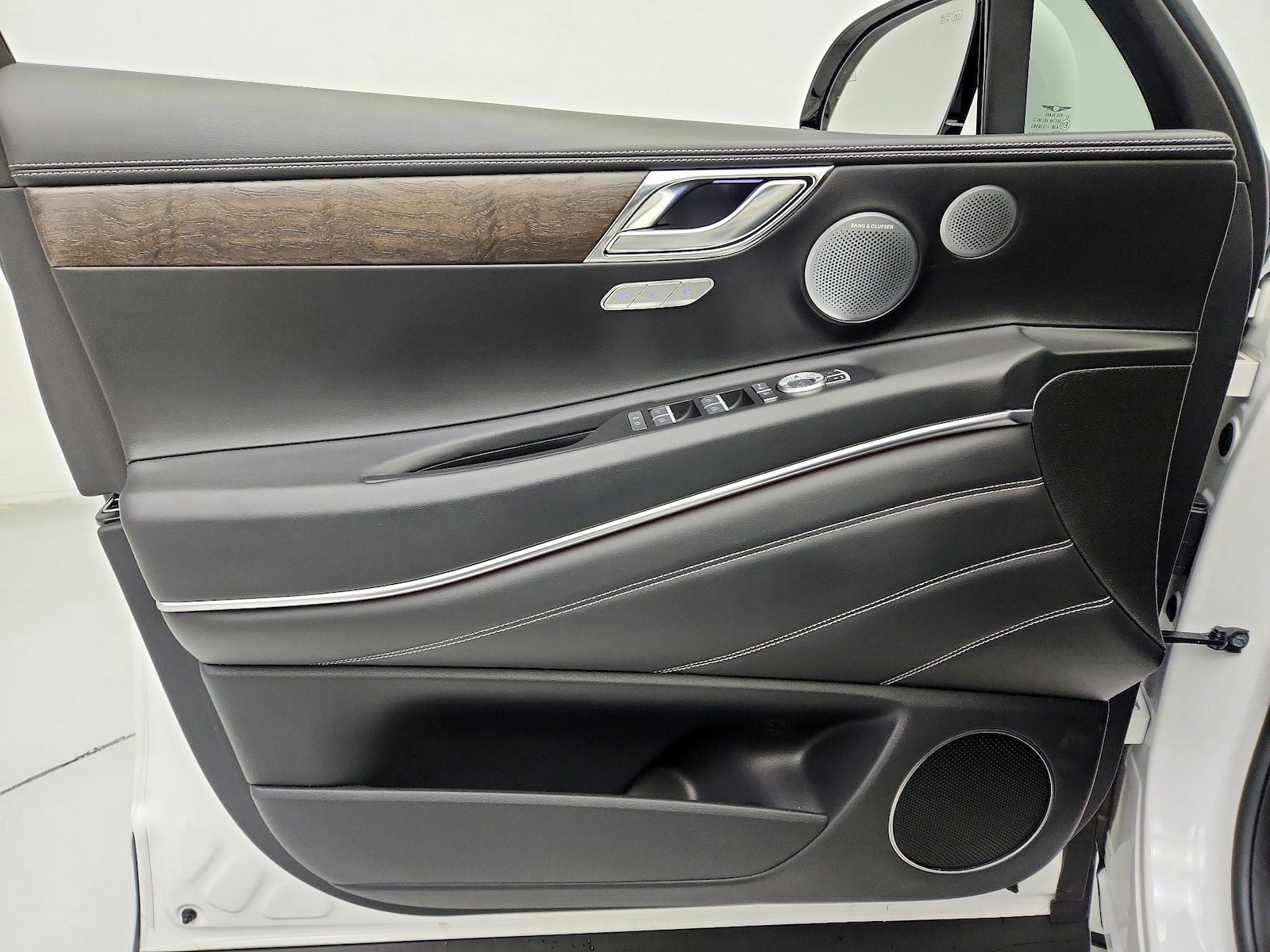 2025 GENESIS GV80 Prestige - Photo 13