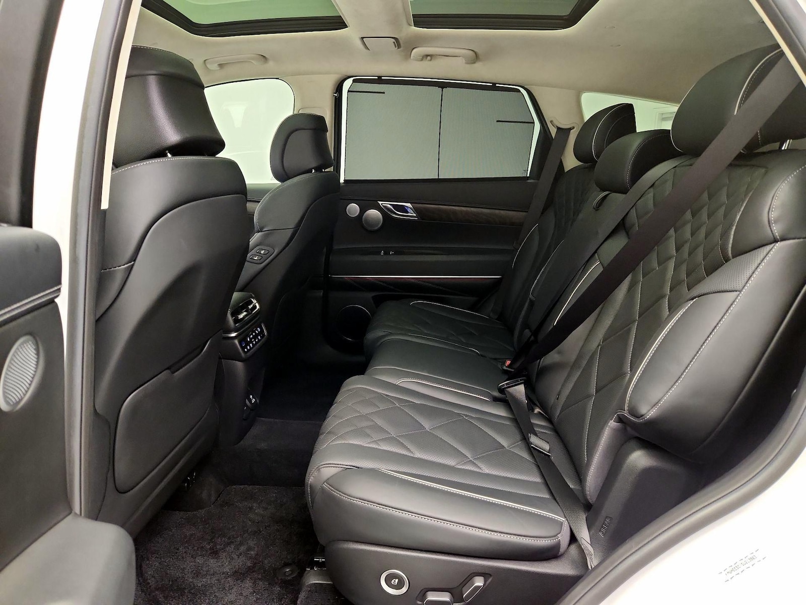 2025 GENESIS GV80 Prestige - Photo 22