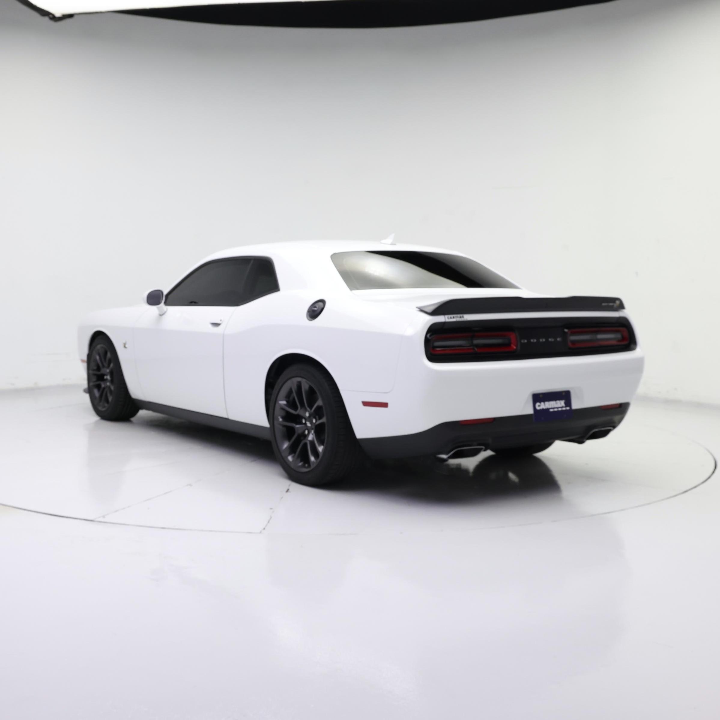 Thumbnail: 2022 Dodge Challenger - 2