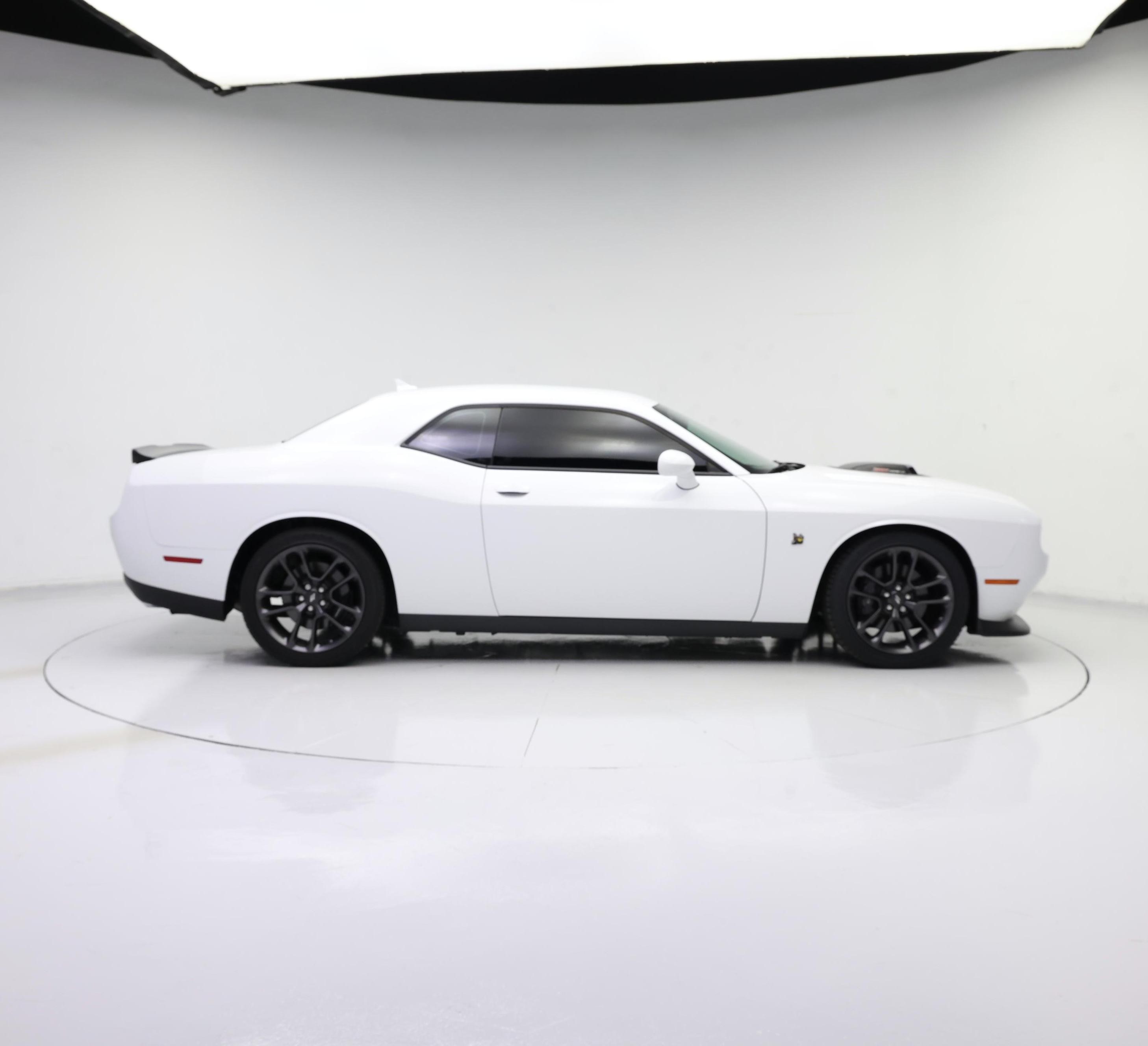 Thumbnail: 2022 Dodge Challenger - 7