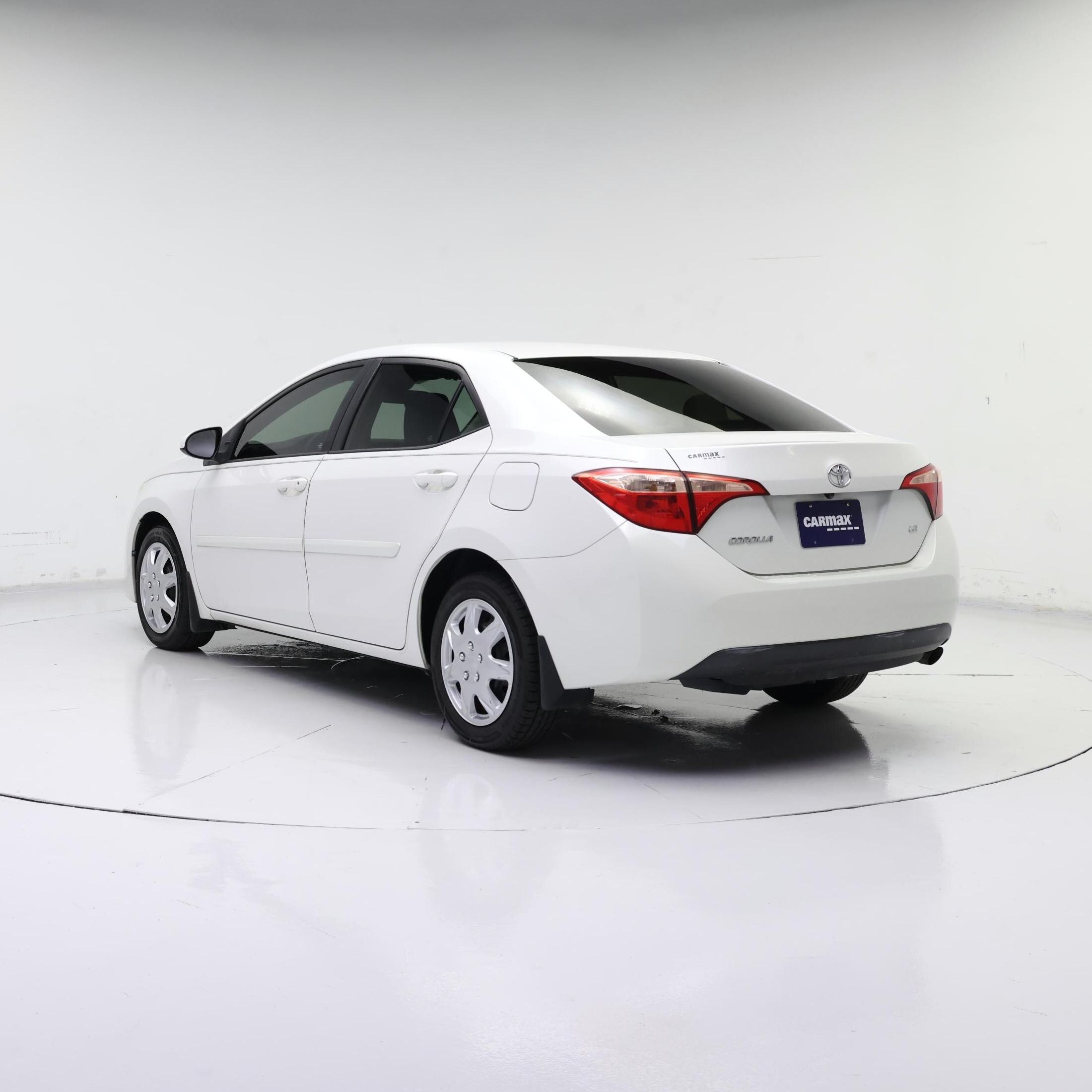 Thumbnail: 2017 Toyota Corolla - 2