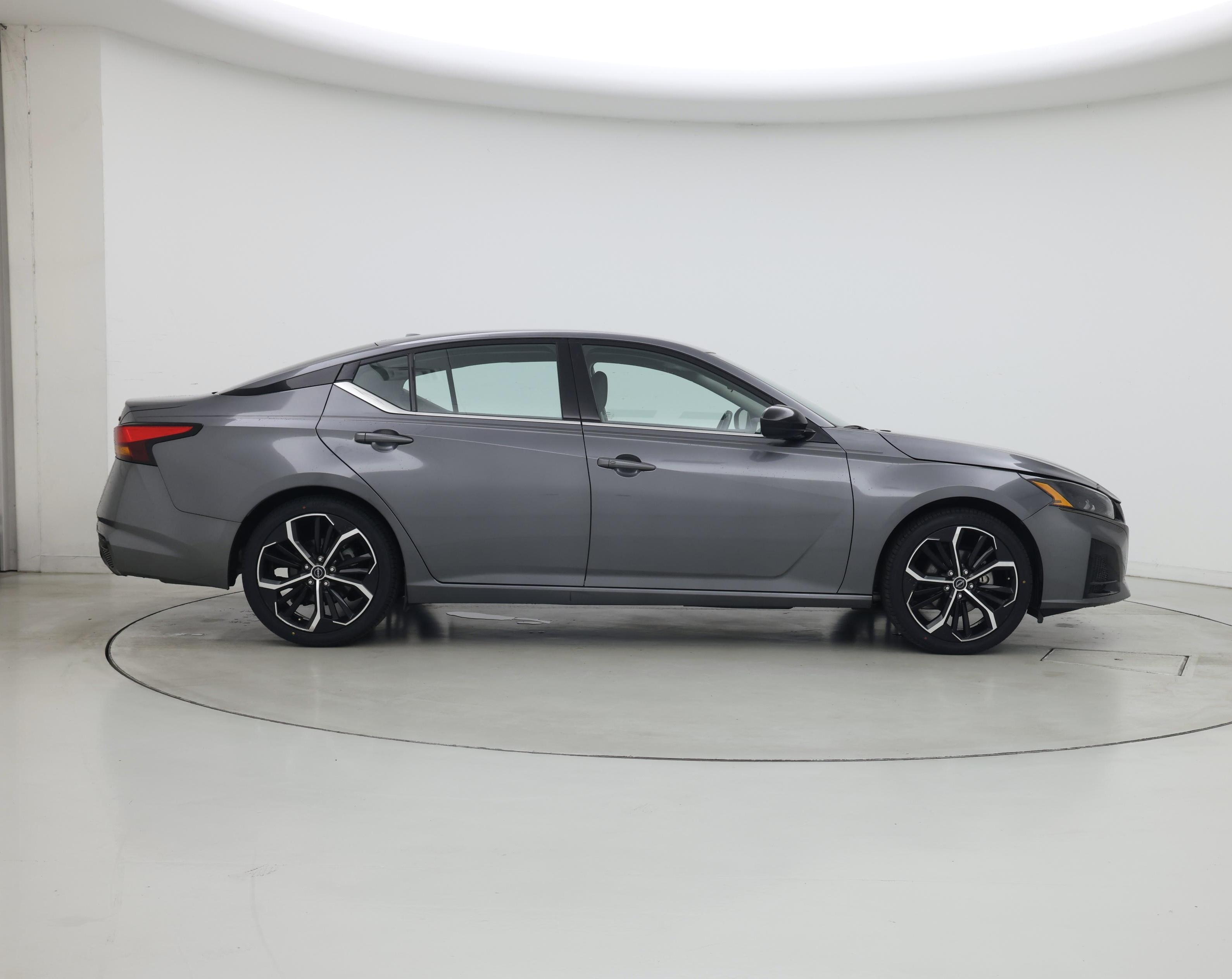 Thumbnail: 2024 Nissan Altima - 7