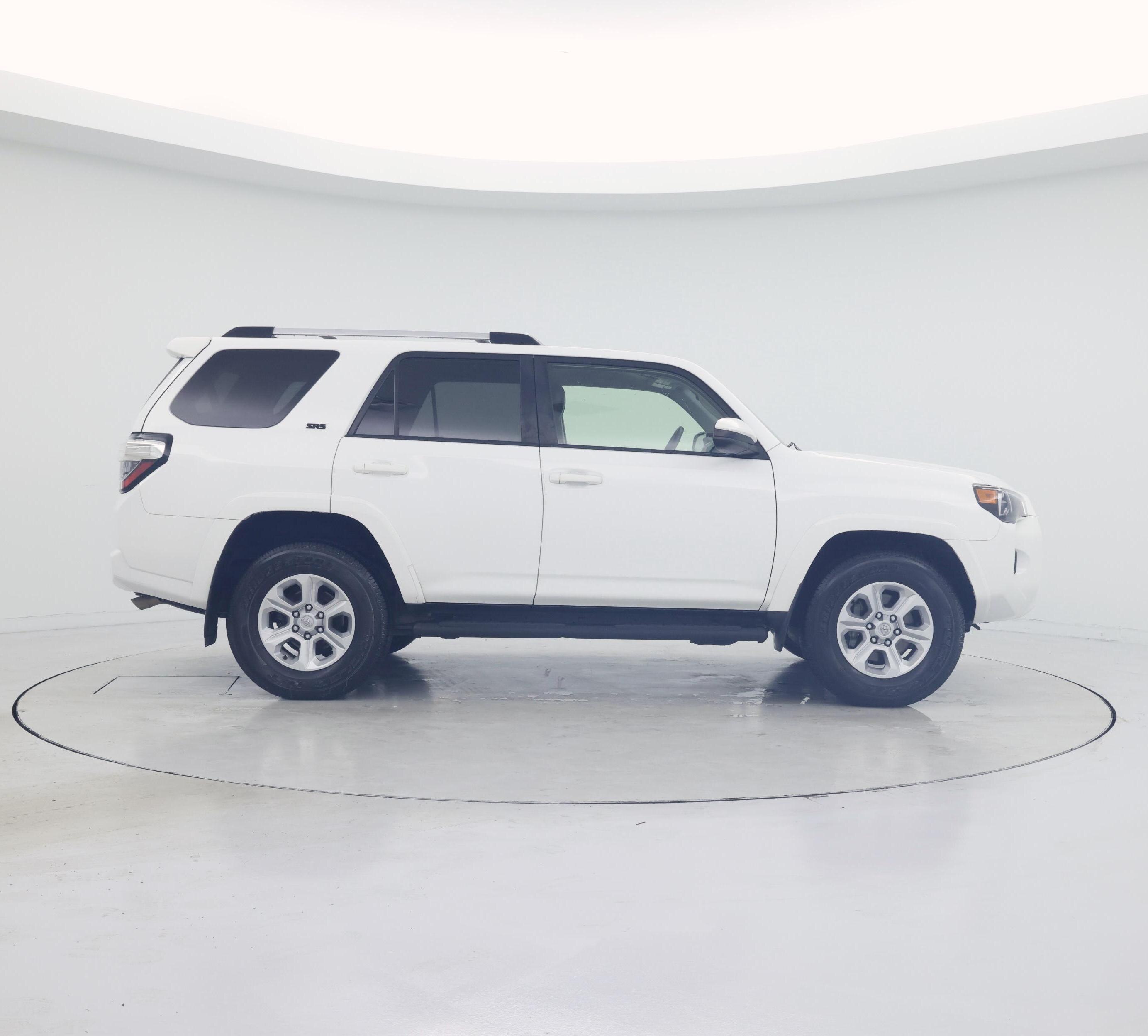 Thumbnail: 2022 Toyota 4Runner - 7