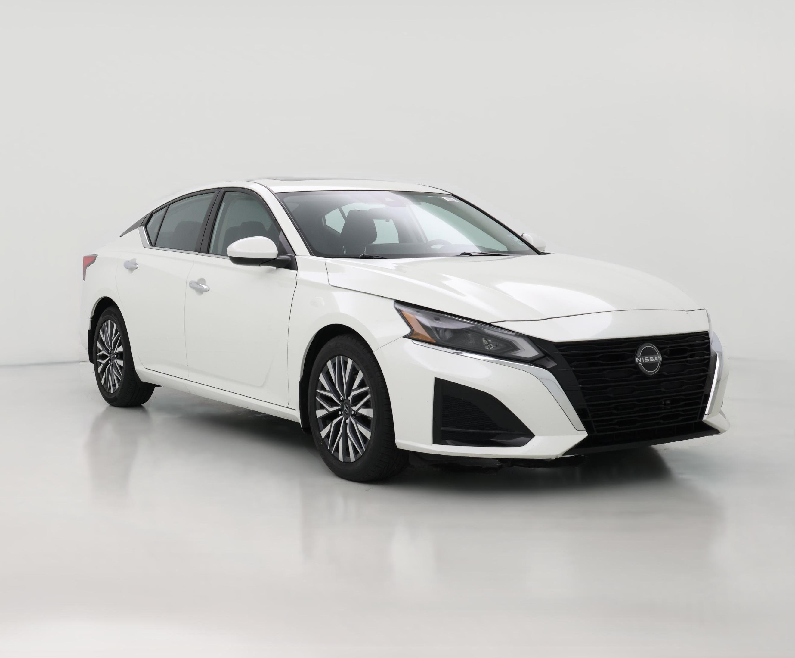 Thumbnail: 2023 Nissan Altima - 1