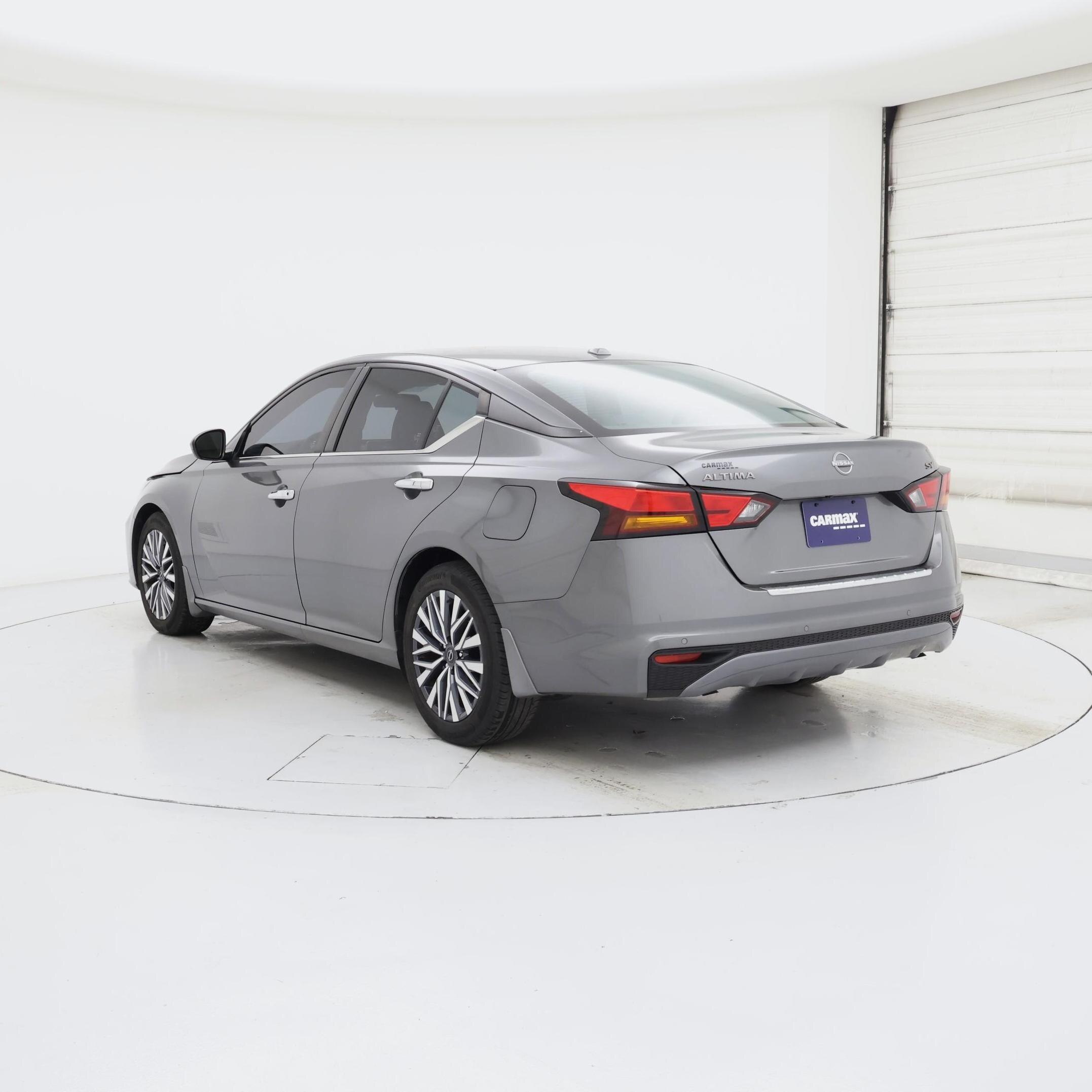 Thumbnail: 2023 Nissan Altima - 2