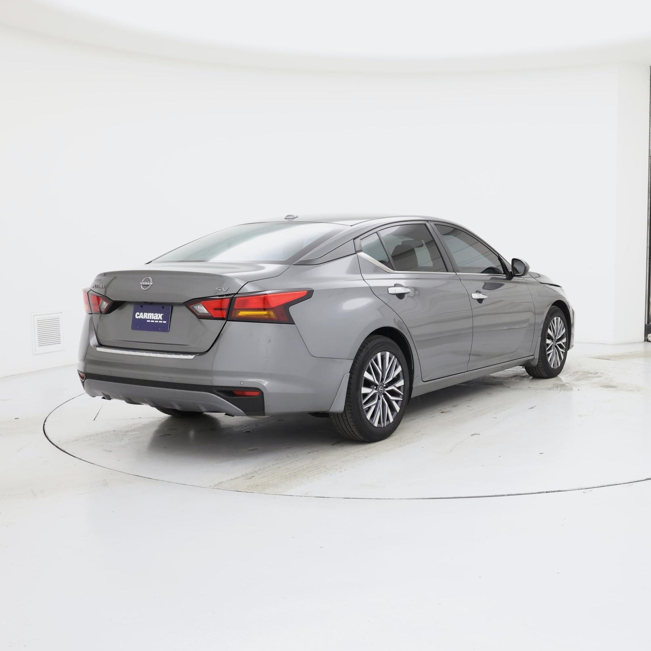 Thumbnail: 2023 Nissan Altima - 8