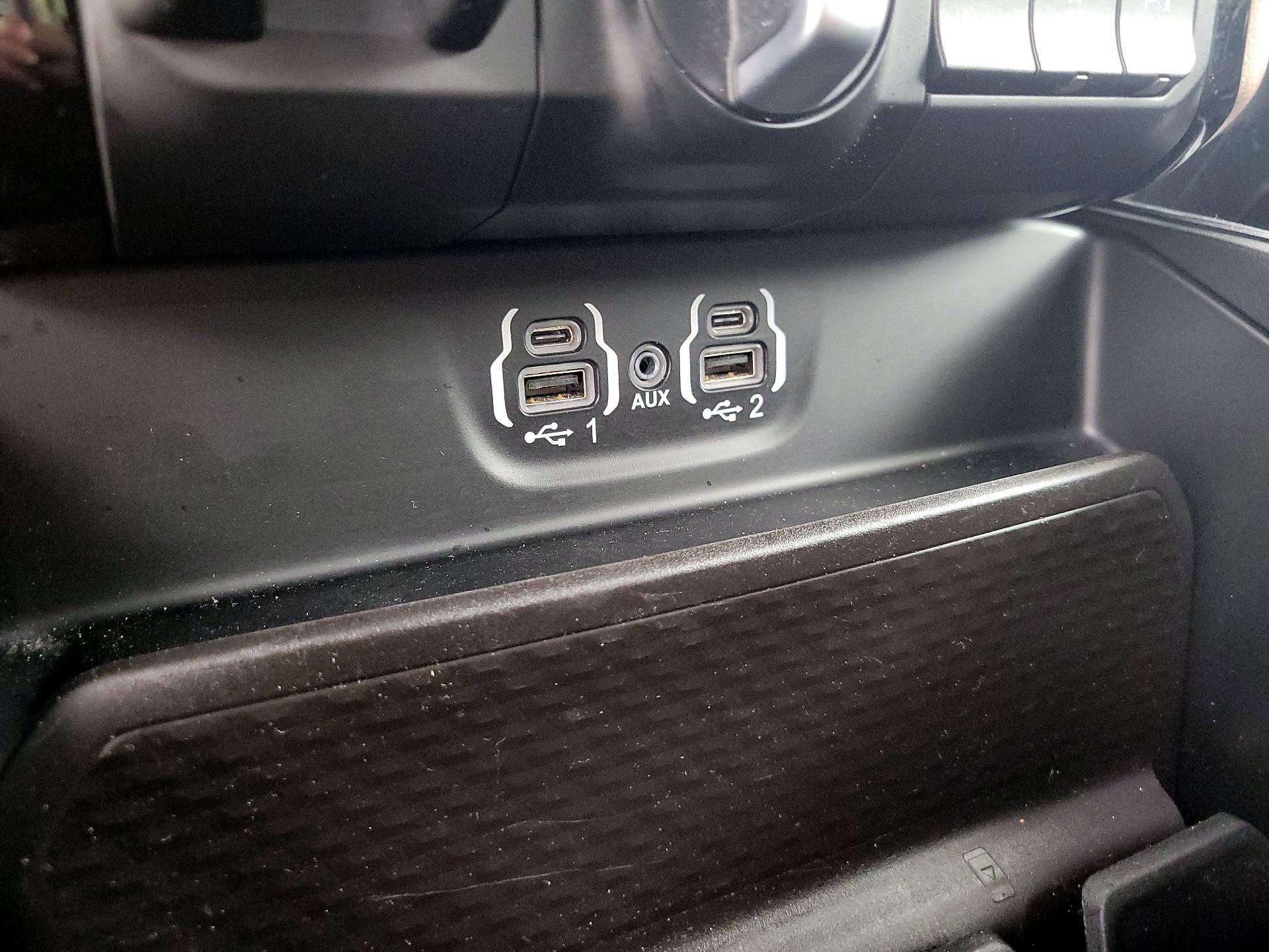 Thumbnail: 2022 RAM 1500 - 19