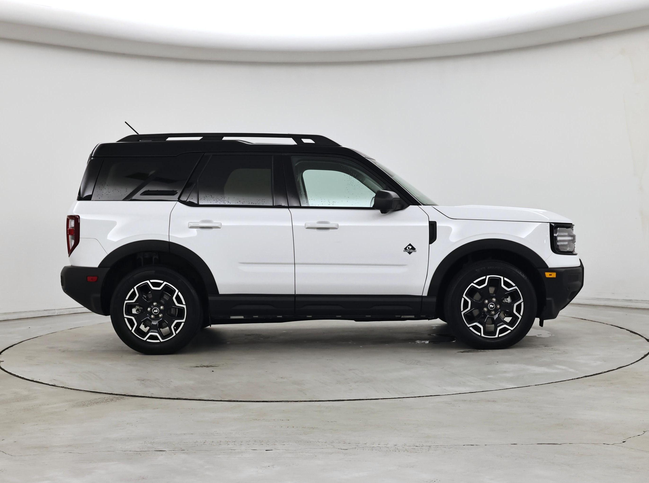 Thumbnail: 2025 Ford Bronco Sport - 7