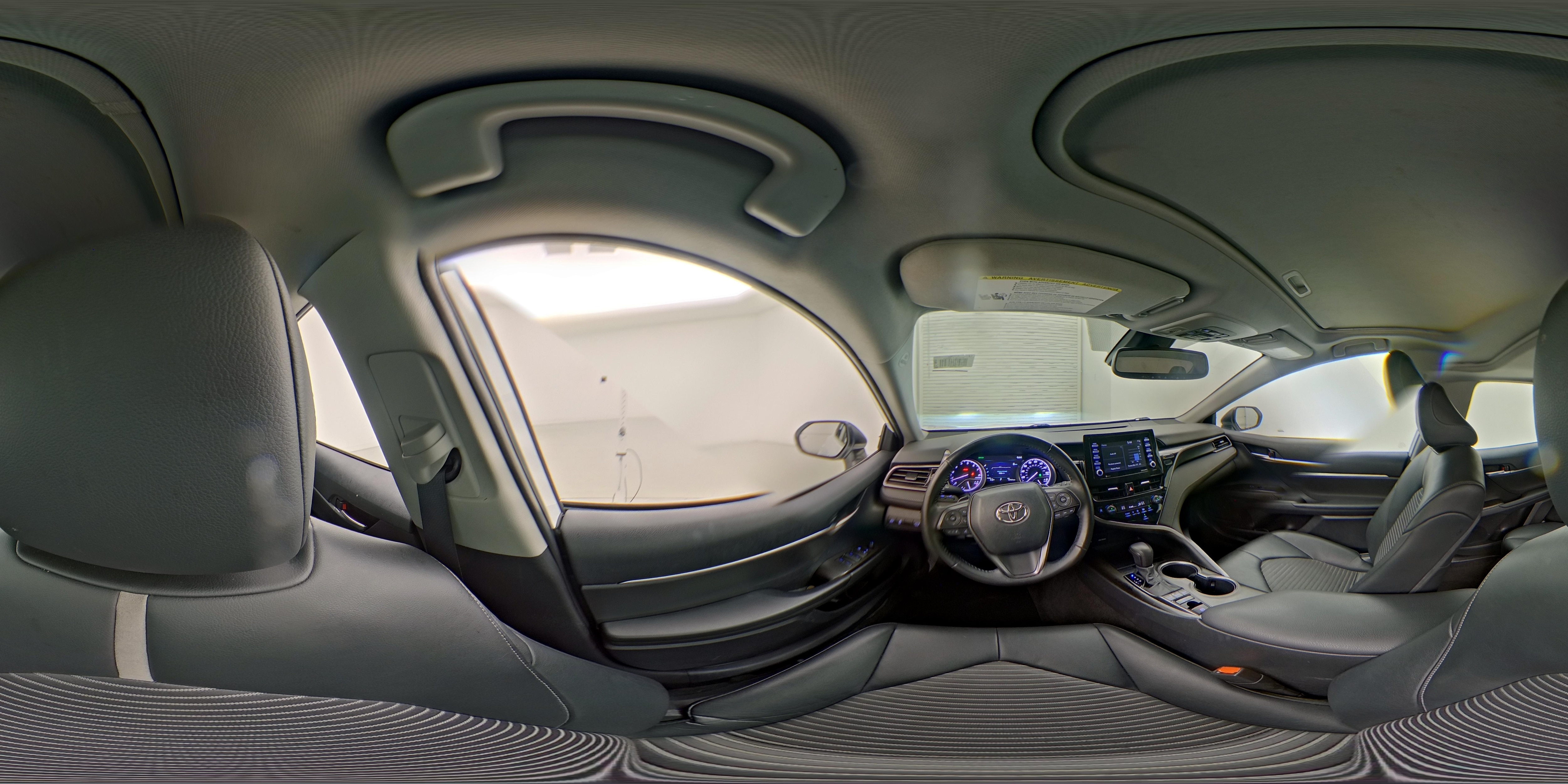 2023 Toyota Camry SE - Photo 28