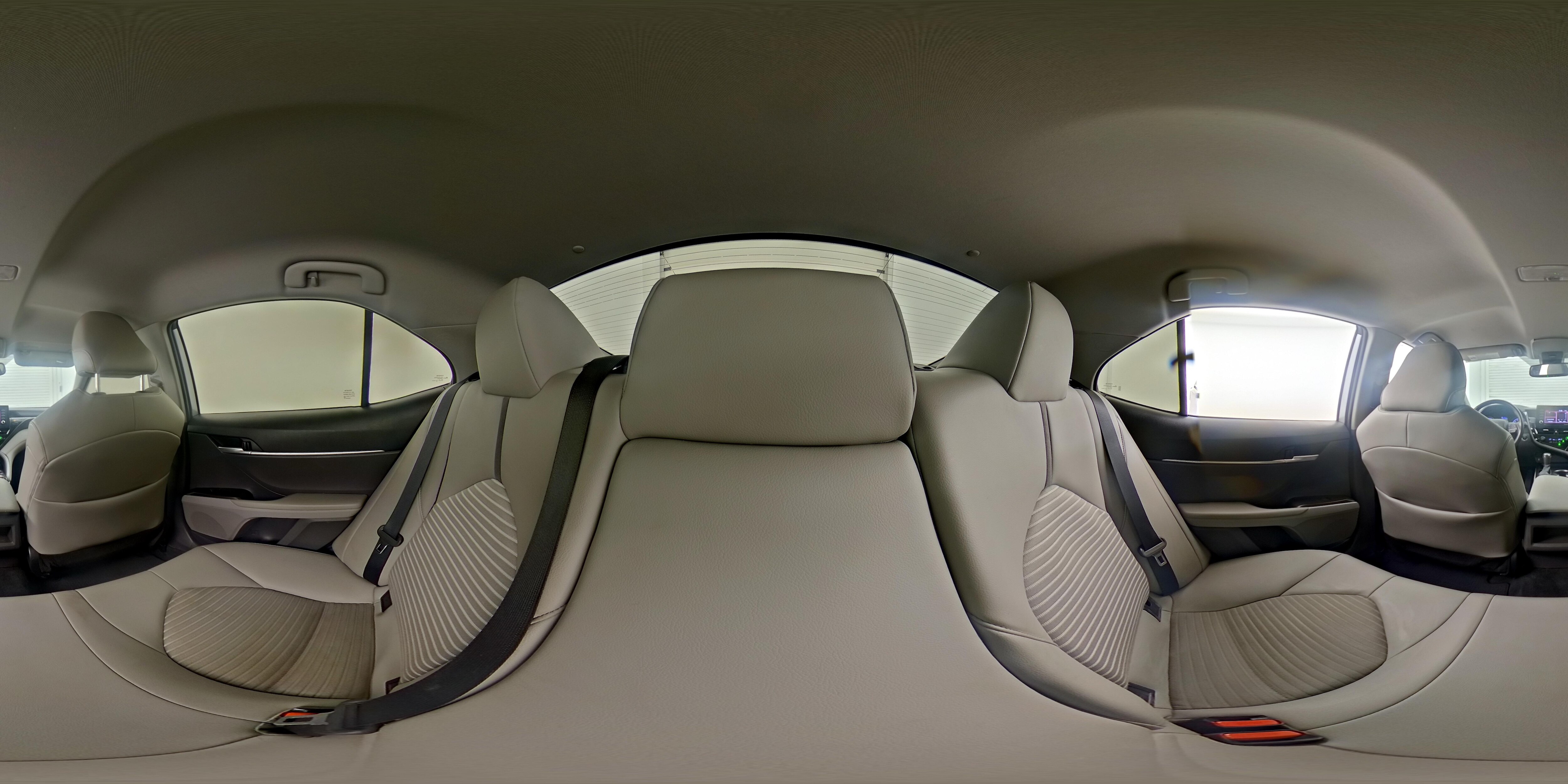 2024 Toyota Camry SE - Photo 25