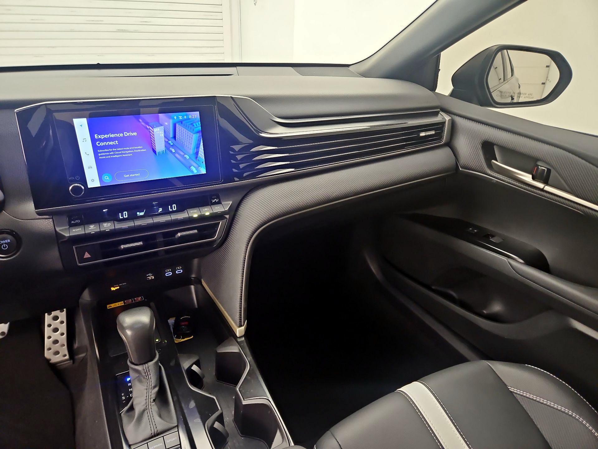Thumbnail: 2025 Toyota Camry - 9