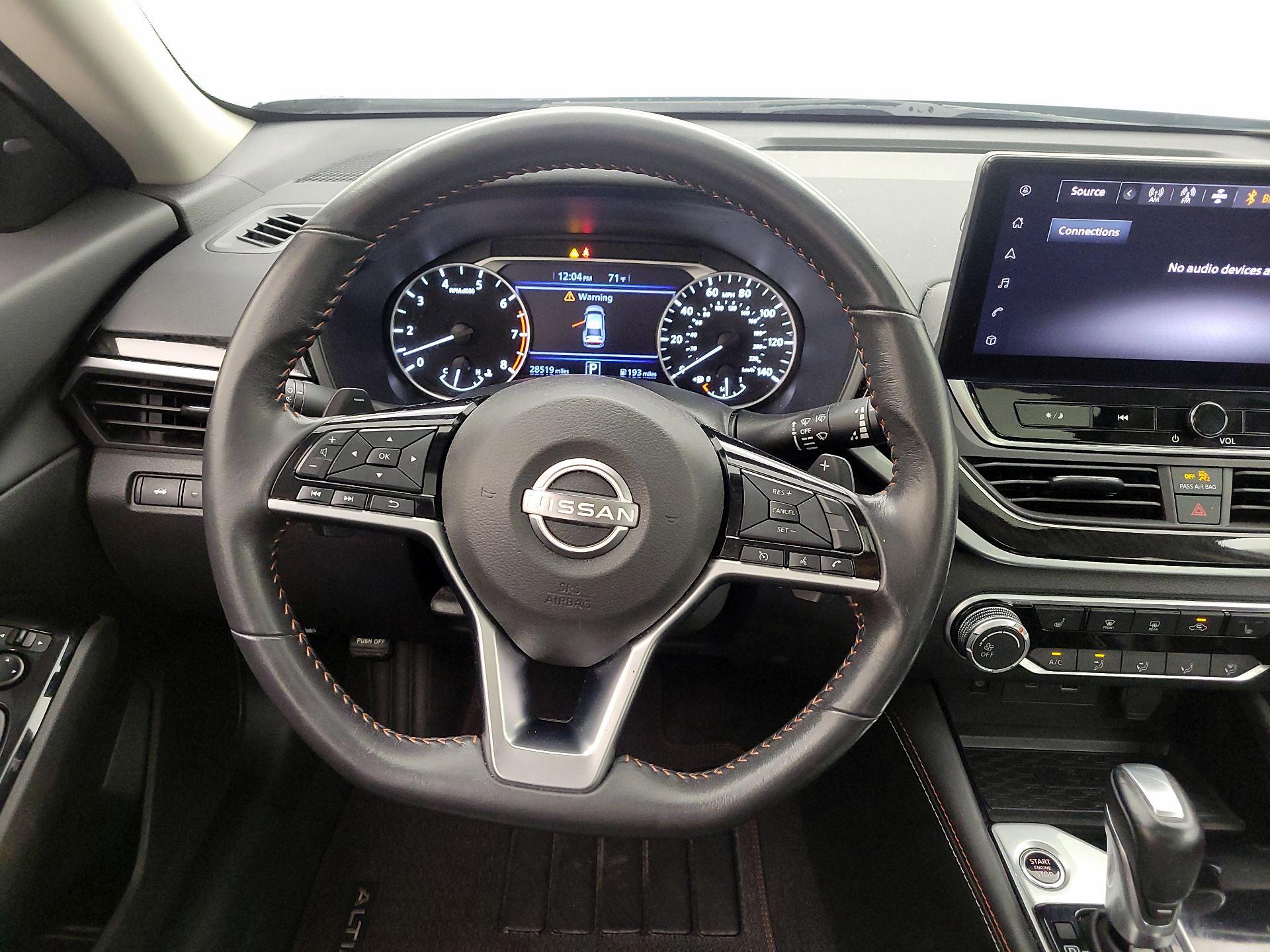 Thumbnail: 2023 Nissan Altima - 10