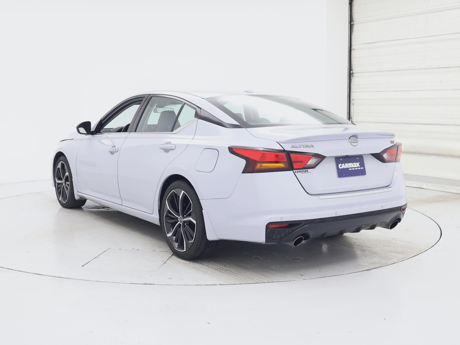 2023 Nissan Altima SR - Photo 3