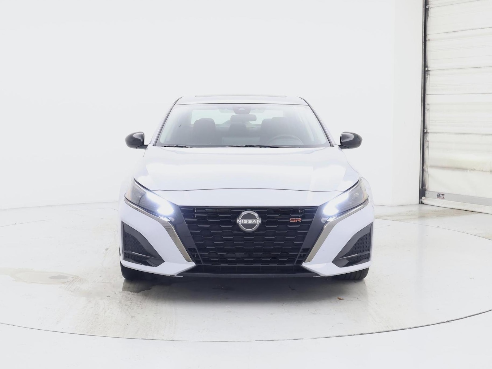 2023 Nissan Altima SR - Photo 6