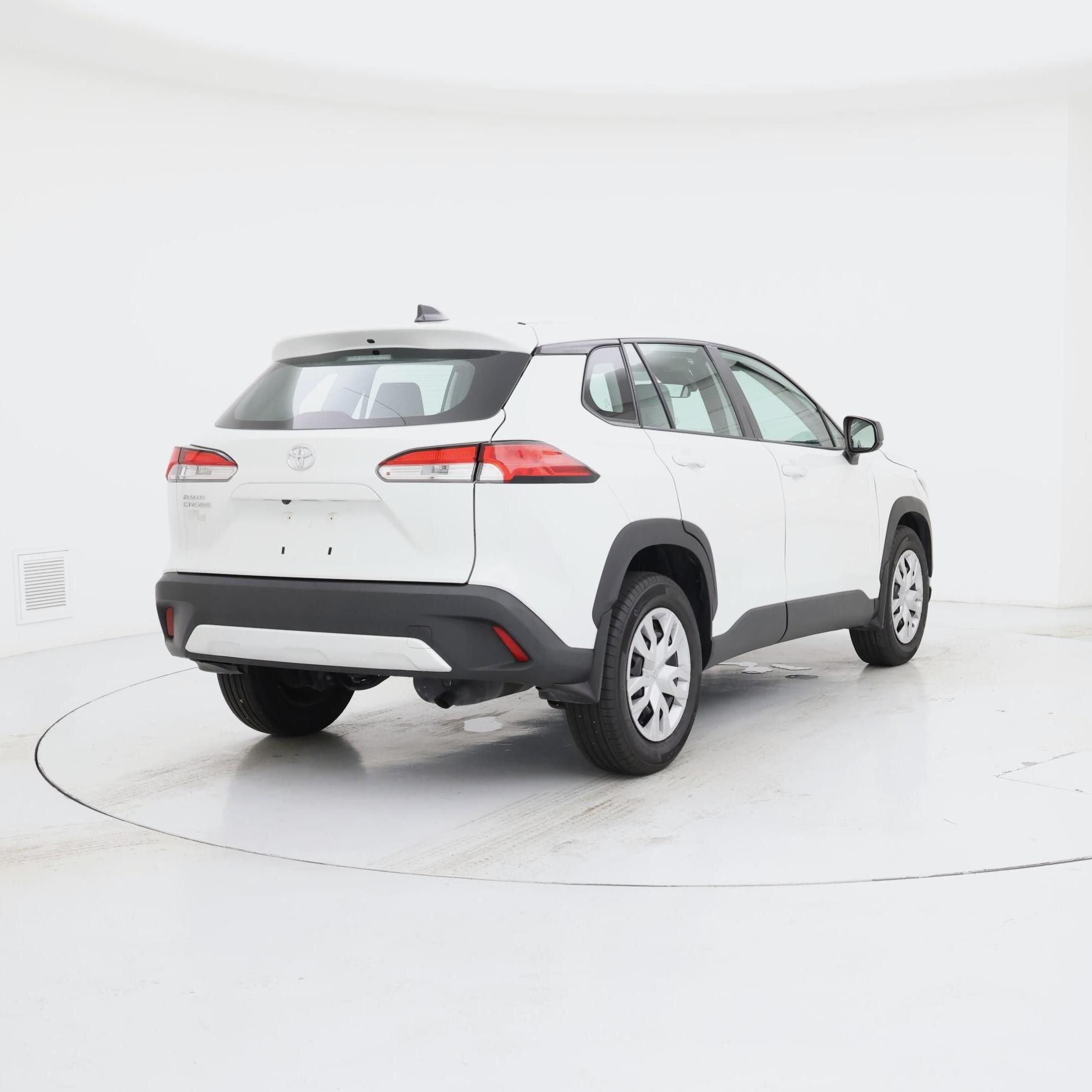 Thumbnail: 2022 Toyota Corolla Cross - 8