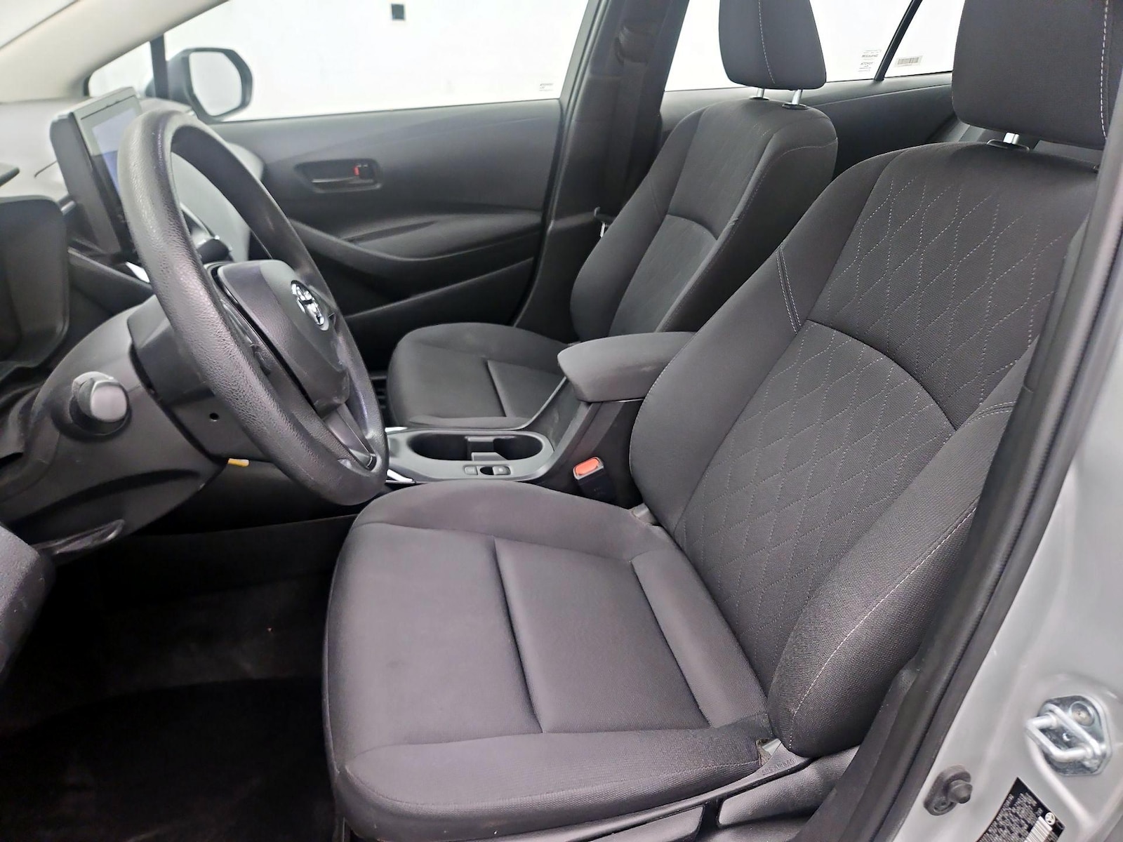 2024 Toyota Corolla LE - Photo 12