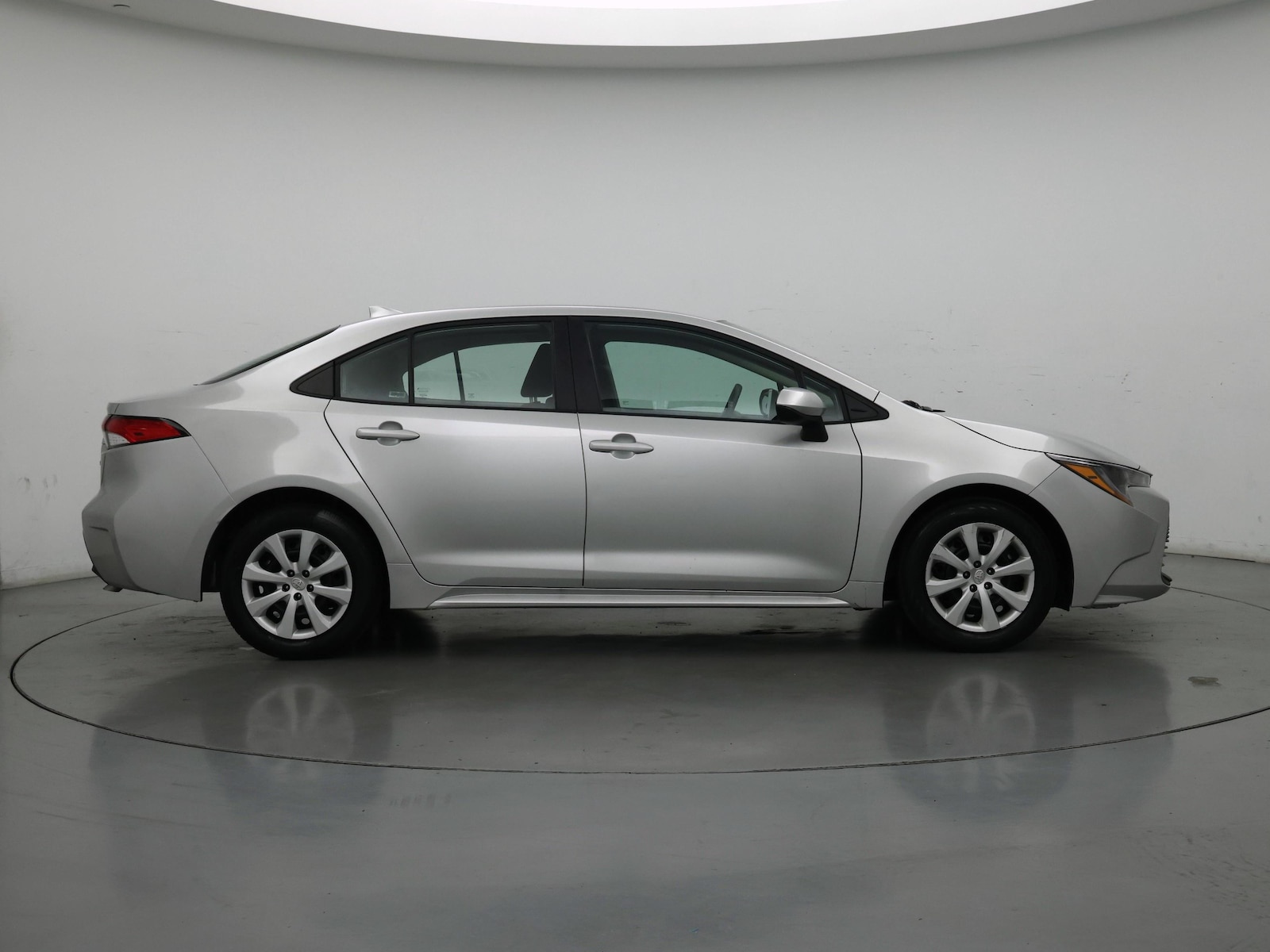 2024 Toyota Corolla LE - Photo 8