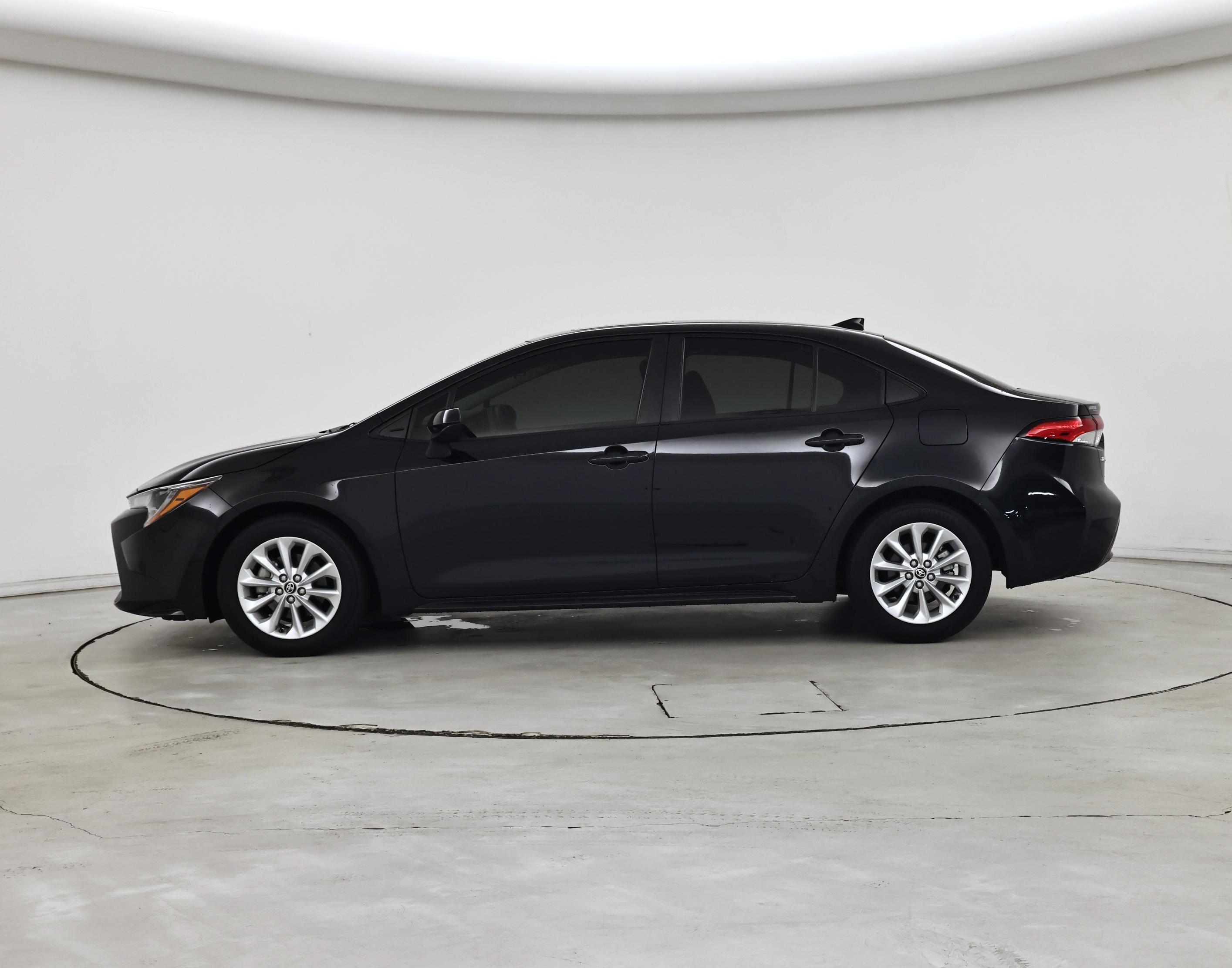 Thumbnail: 2022 Toyota Corolla - 3
