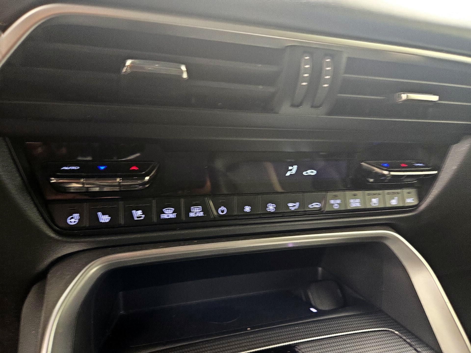 Thumbnail: 2025 Mazda CX-90 - 16