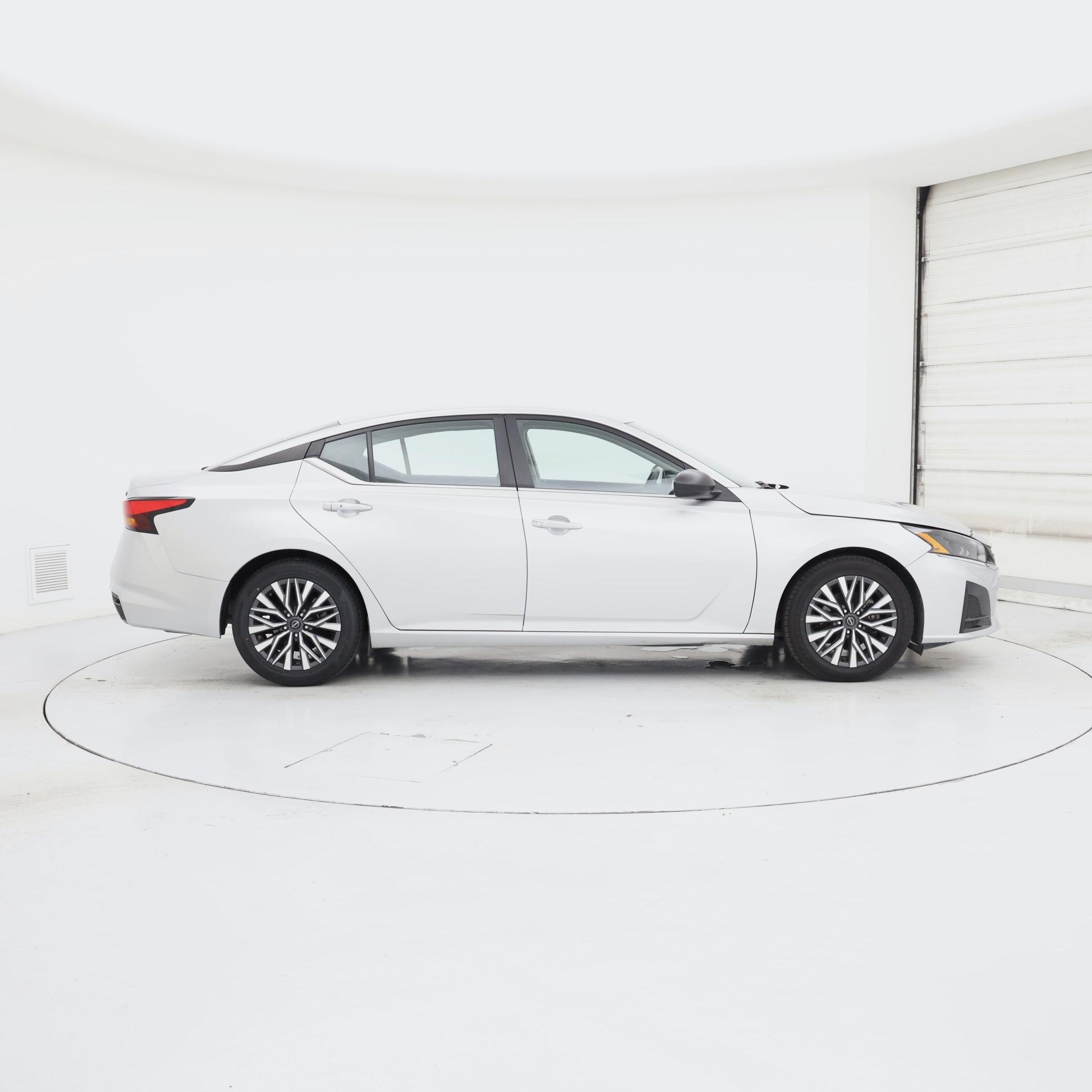 Thumbnail: 2024 Nissan Altima - 7