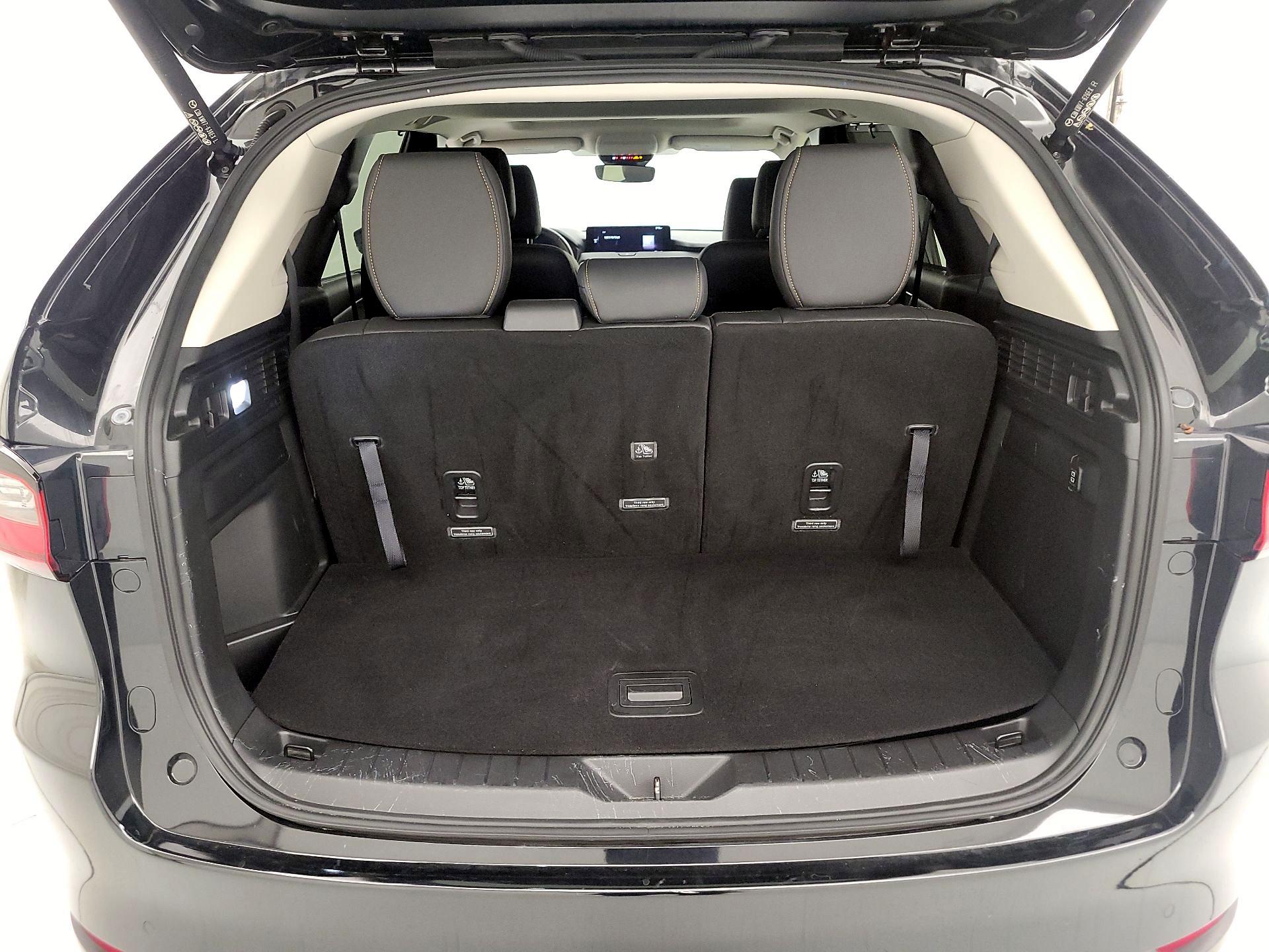 Thumbnail: 2025 Mazda CX-90 - 17