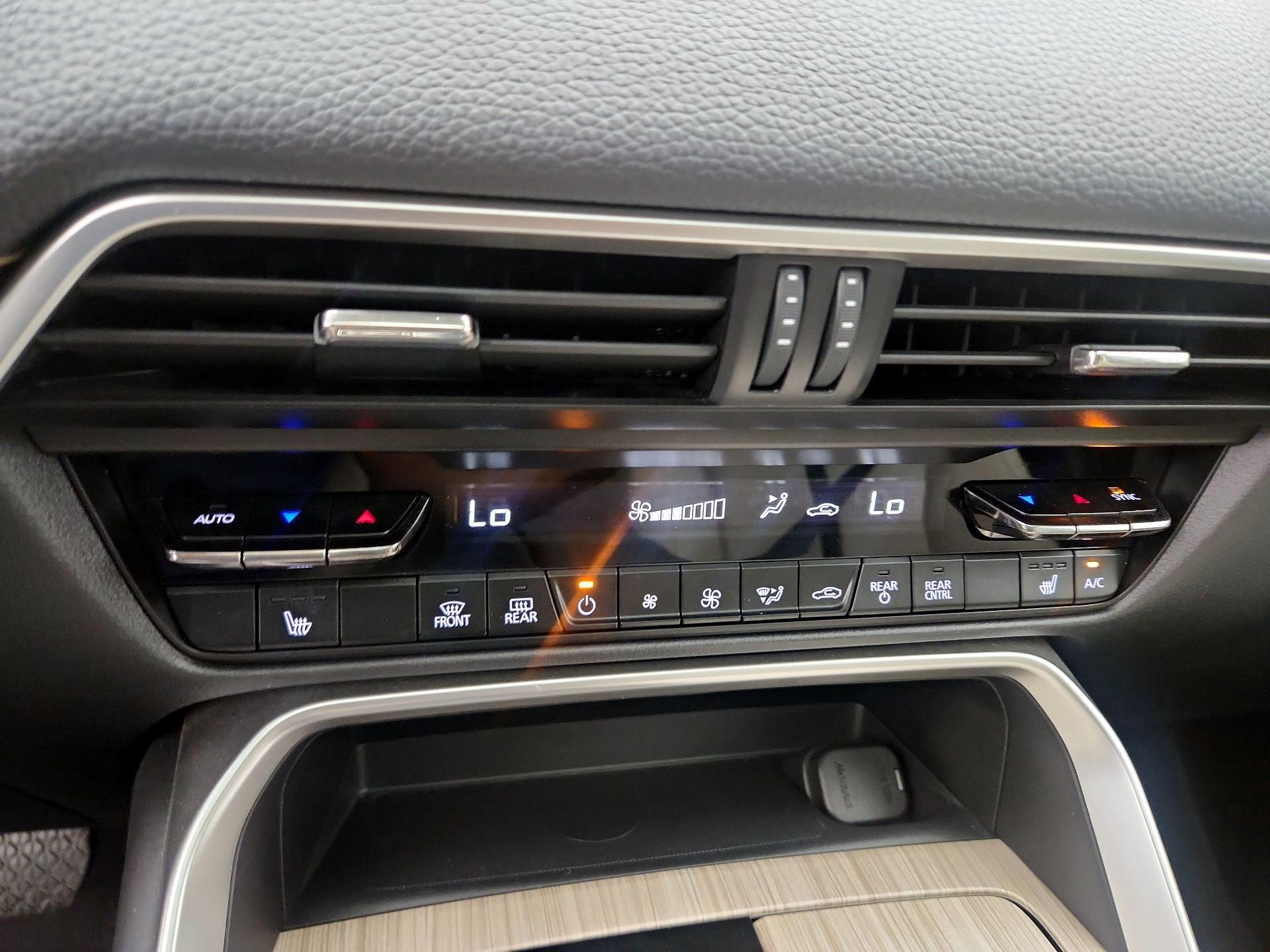 Thumbnail: 2024 Mazda CX-90 - 17