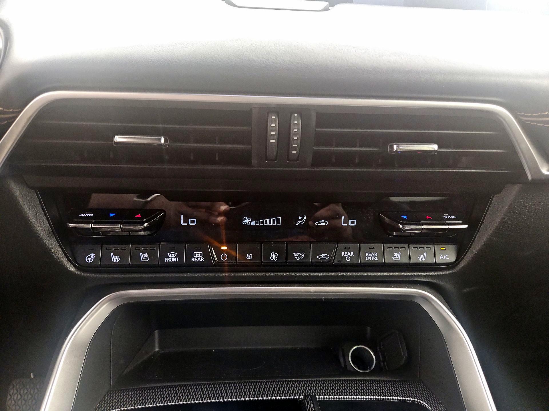 Thumbnail: 2025 Mazda CX-90 - 16