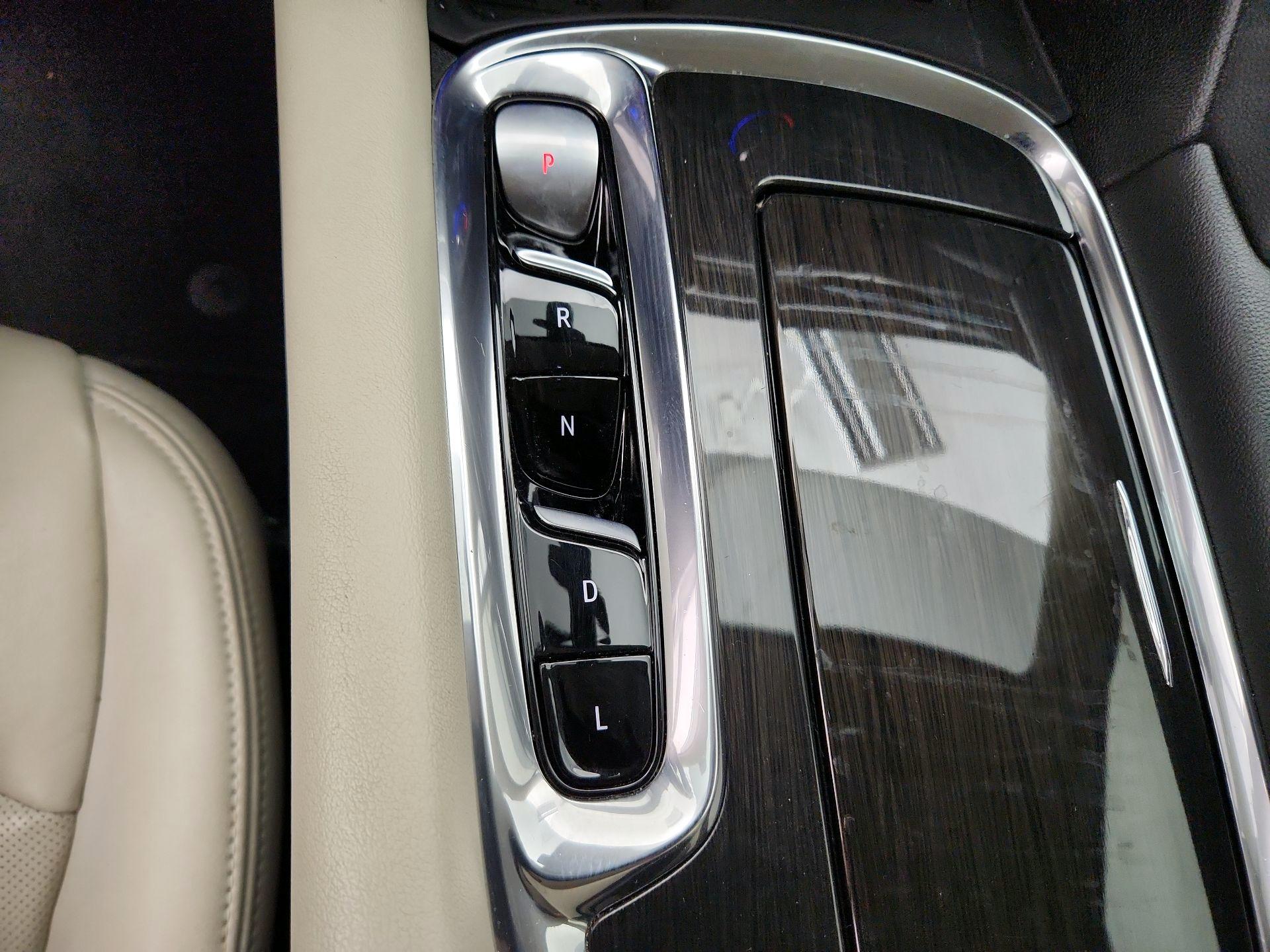 Thumbnail: 2022 Buick Enclave - 18