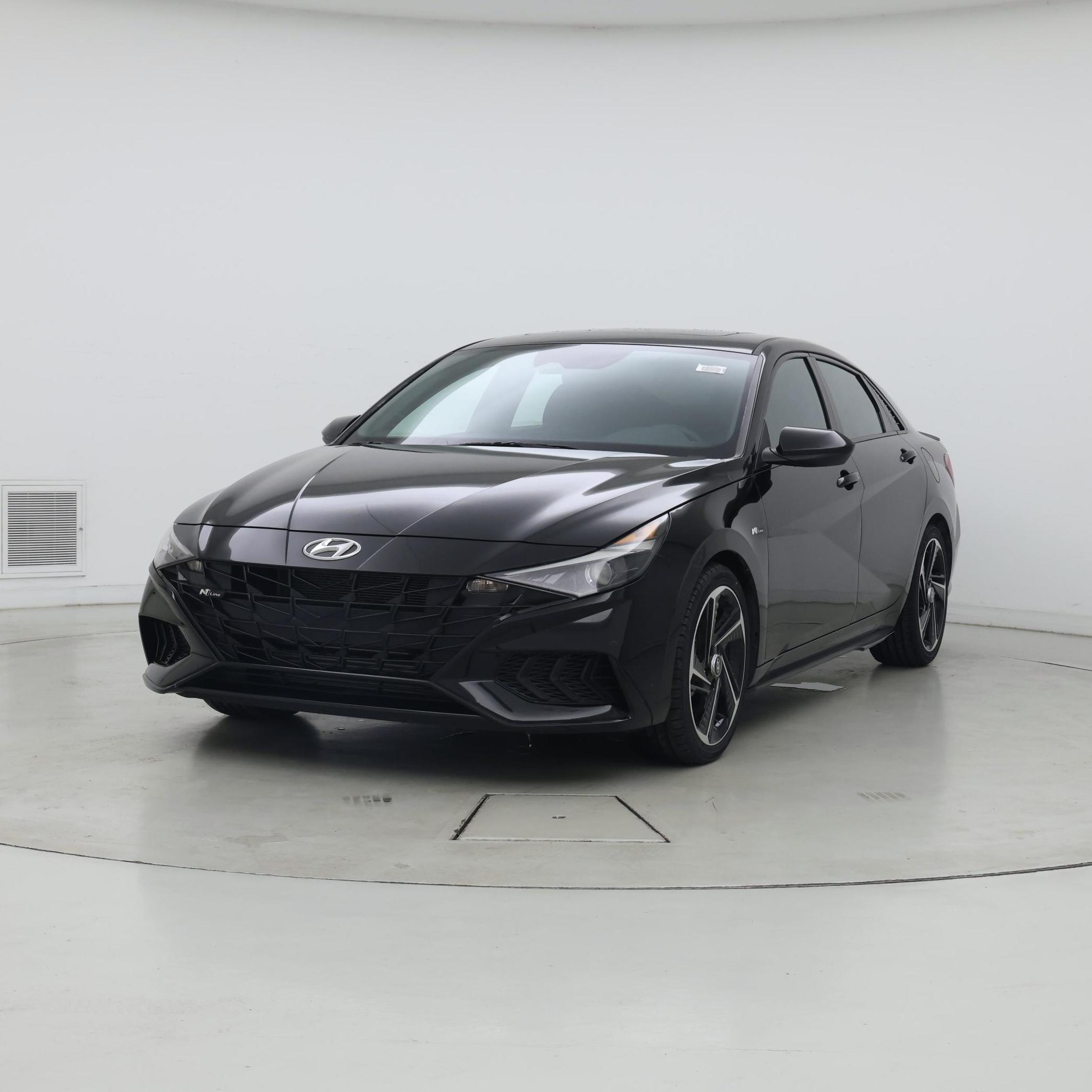 Thumbnail: 2023 Hyundai Elantra - 4