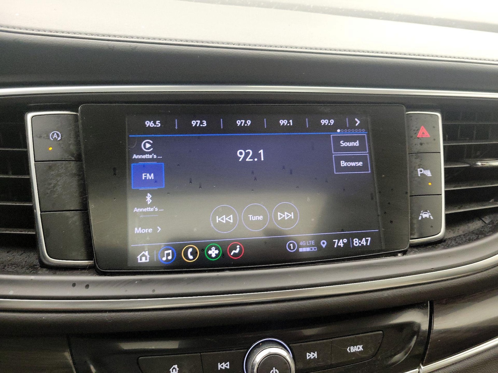 2023 Buick Enclave Essence - Photo 16
