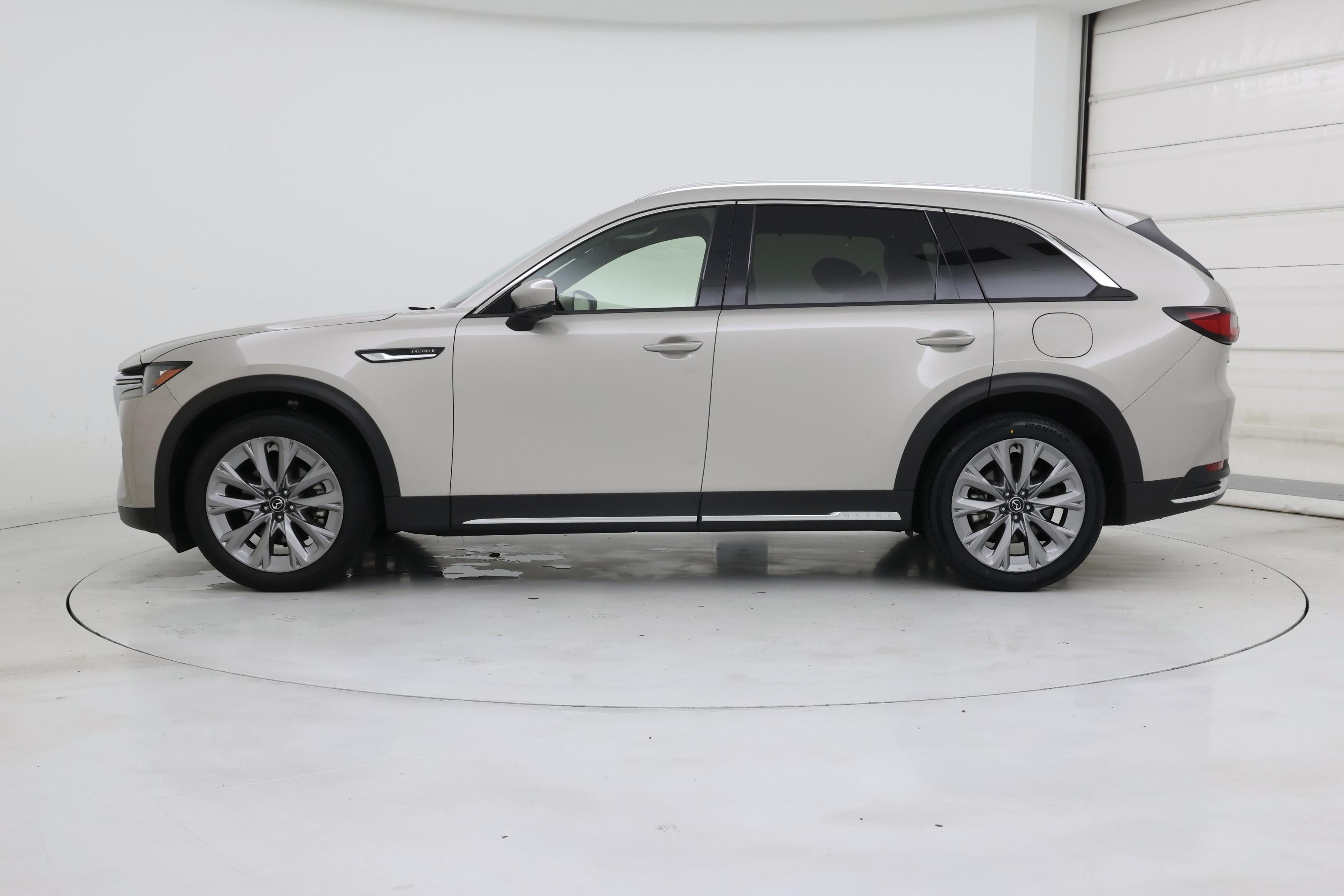 Thumbnail: 2025 Mazda CX-90 - 3