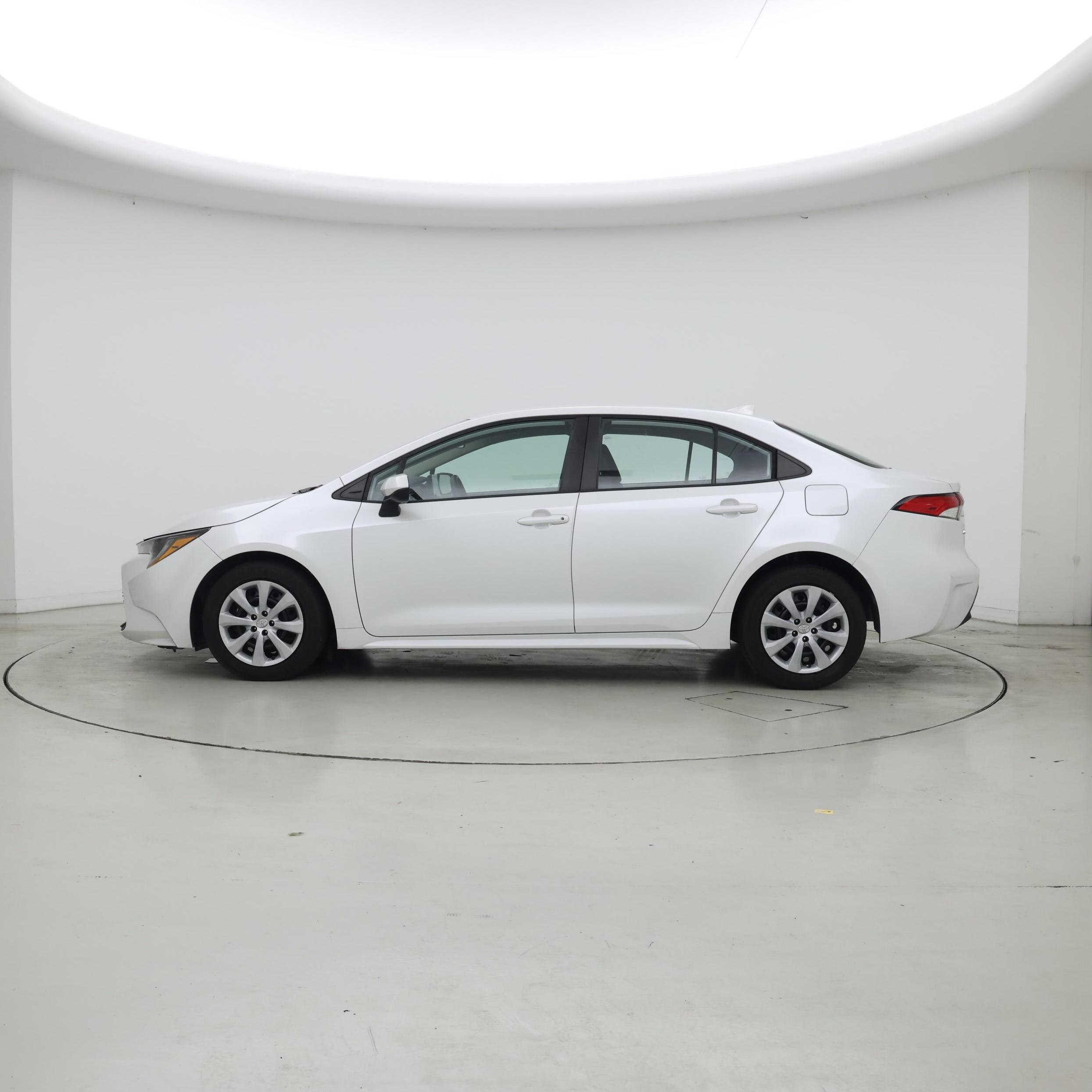 Thumbnail: 2023 Toyota Corolla - 3