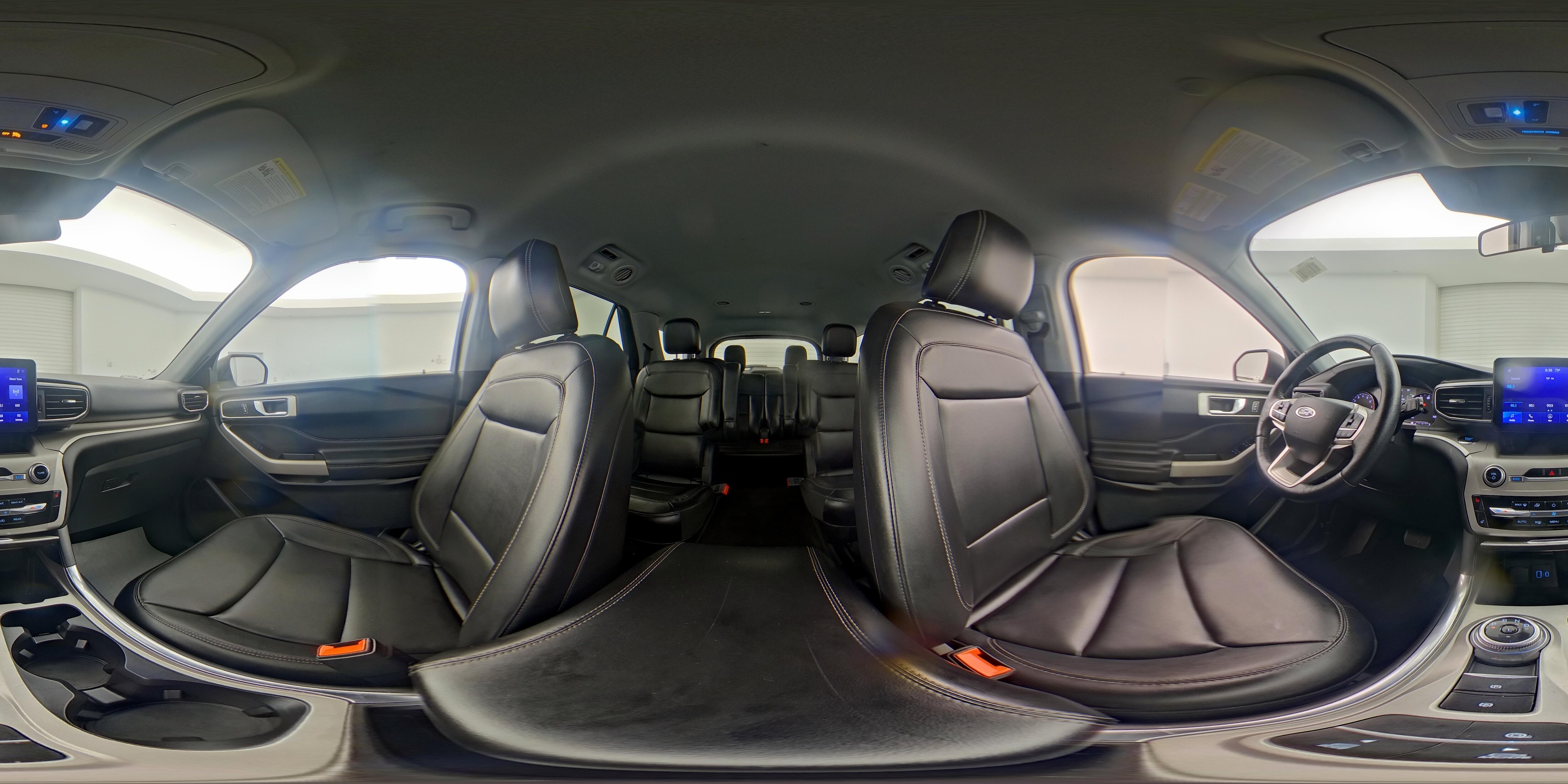 2022 Ford Explorer XLT - Photo 22