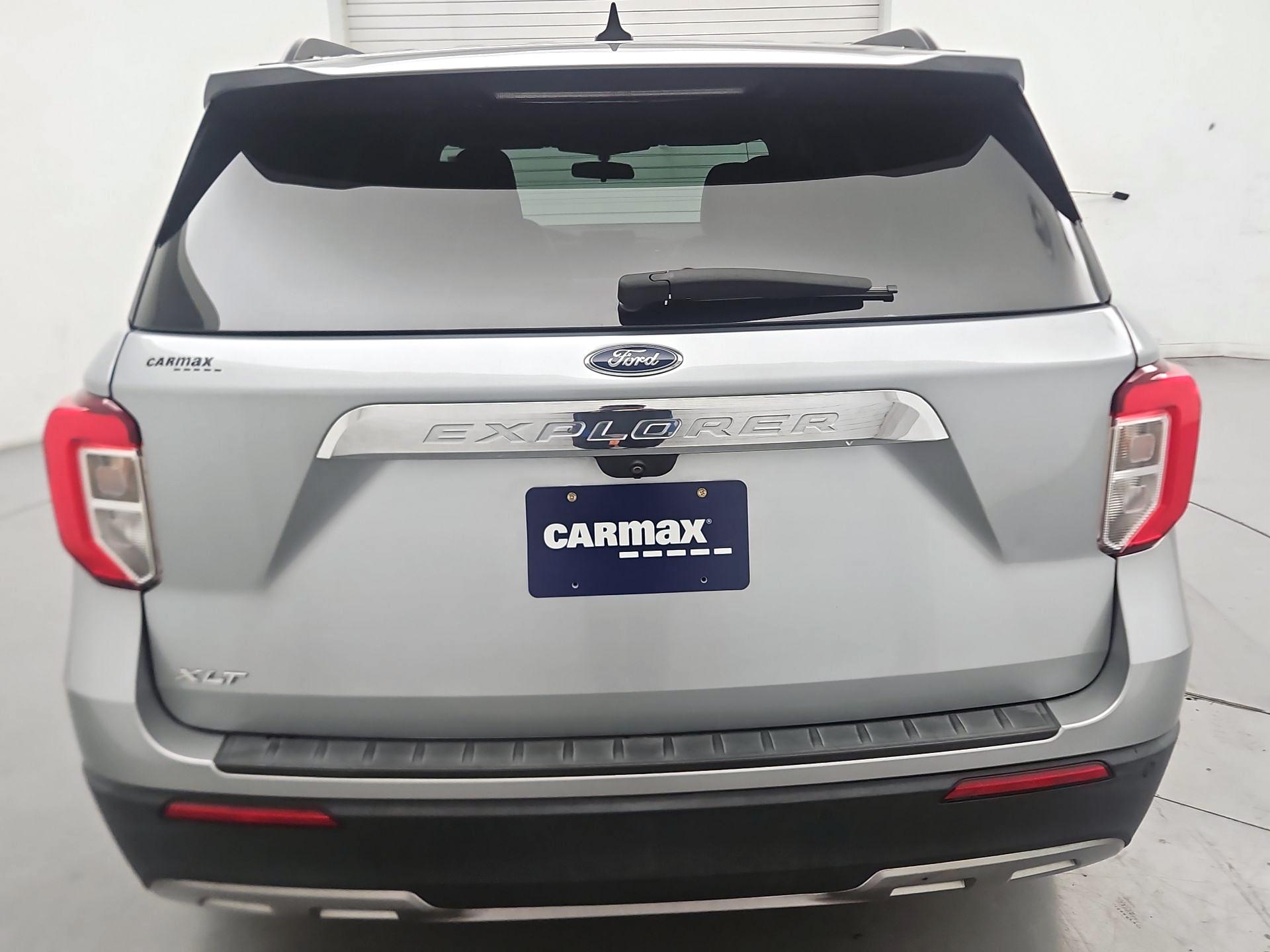 Thumbnail: 2022 Ford Explorer - 6