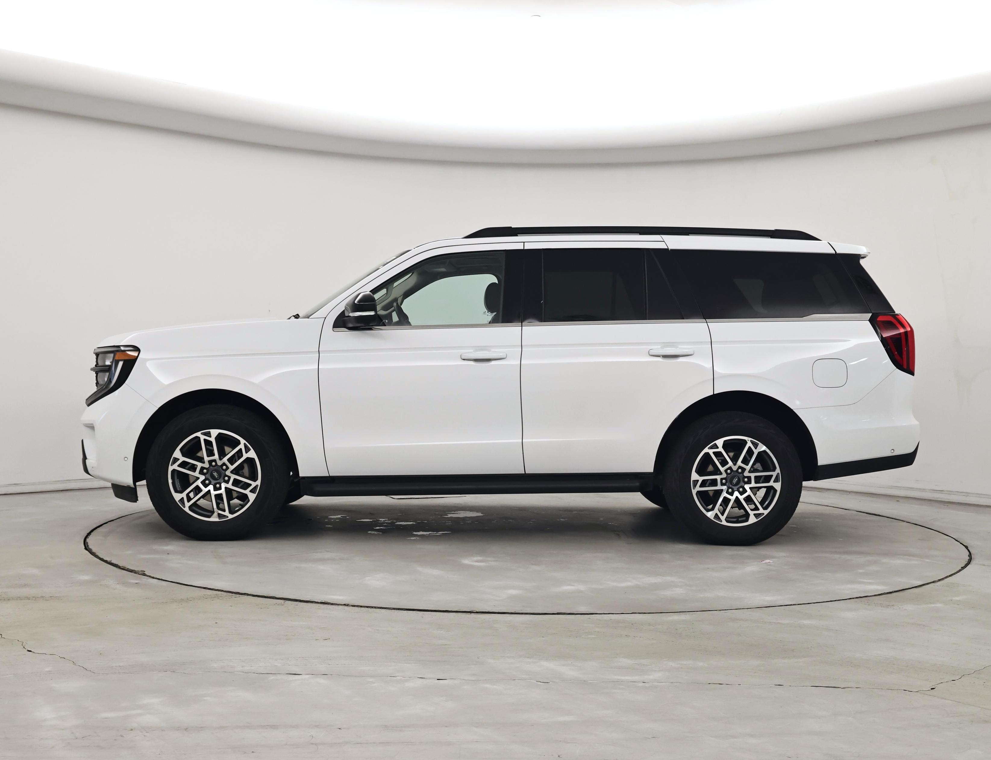 Thumbnail: 2025 Ford Expedition - 3