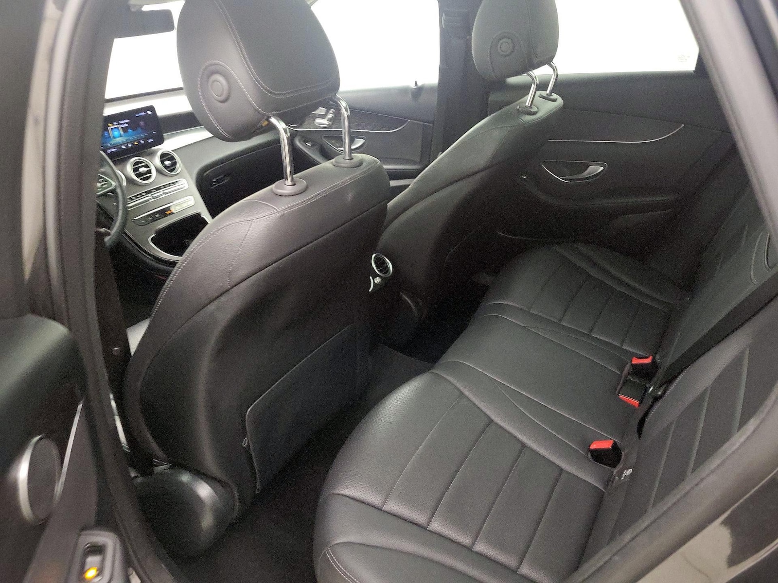 2022 Mercedes-Benz GLC GLC300 - Photo 21