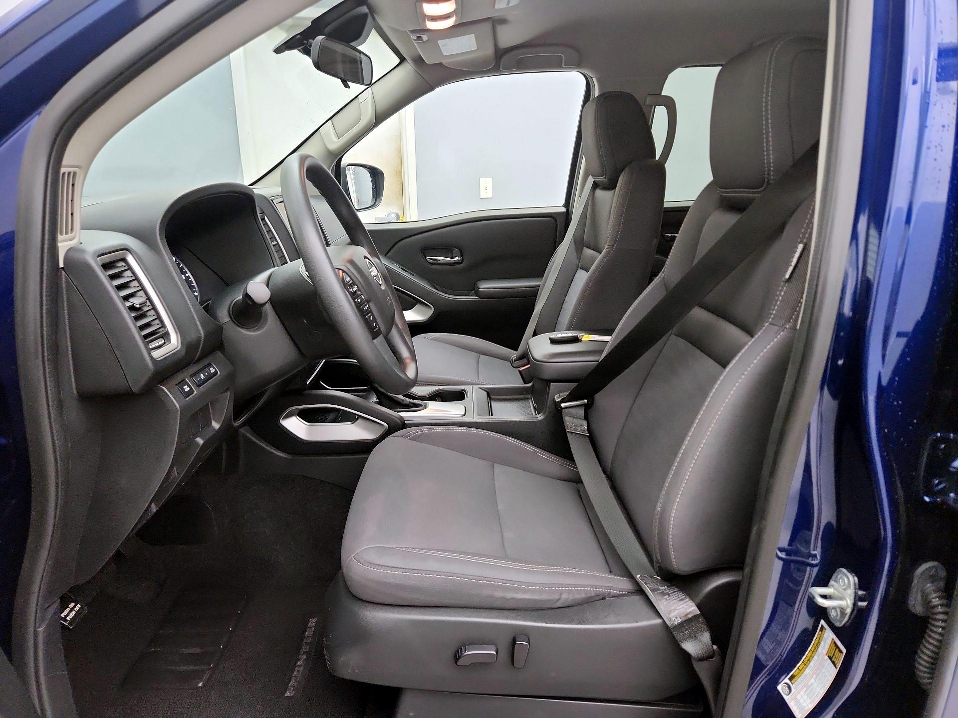 Thumbnail: 2022 Nissan Frontier - 11