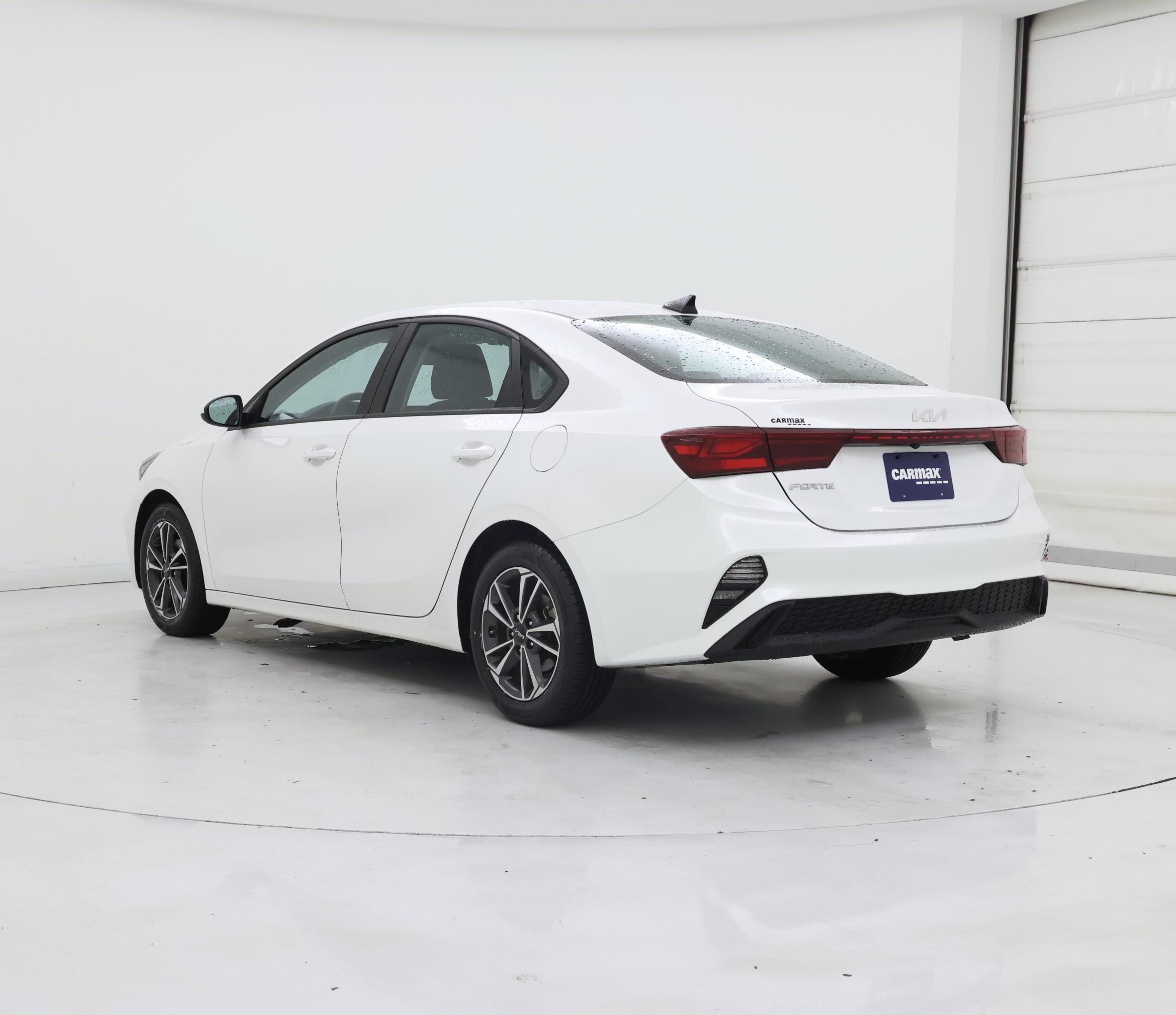 Thumbnail: 2023 Kia Forte - 2