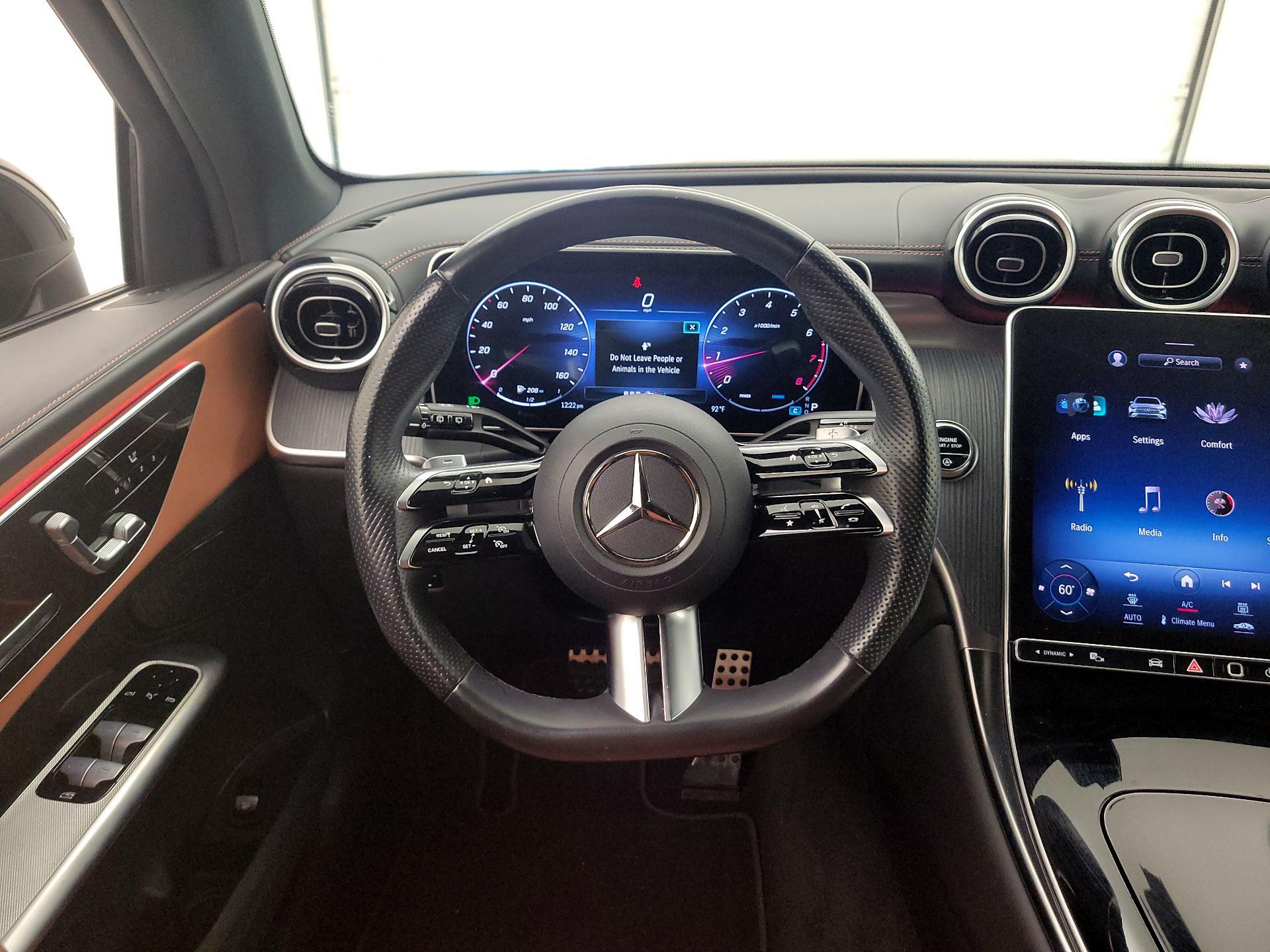 Thumbnail: 2024 Mercedes-Benz GLC - 10