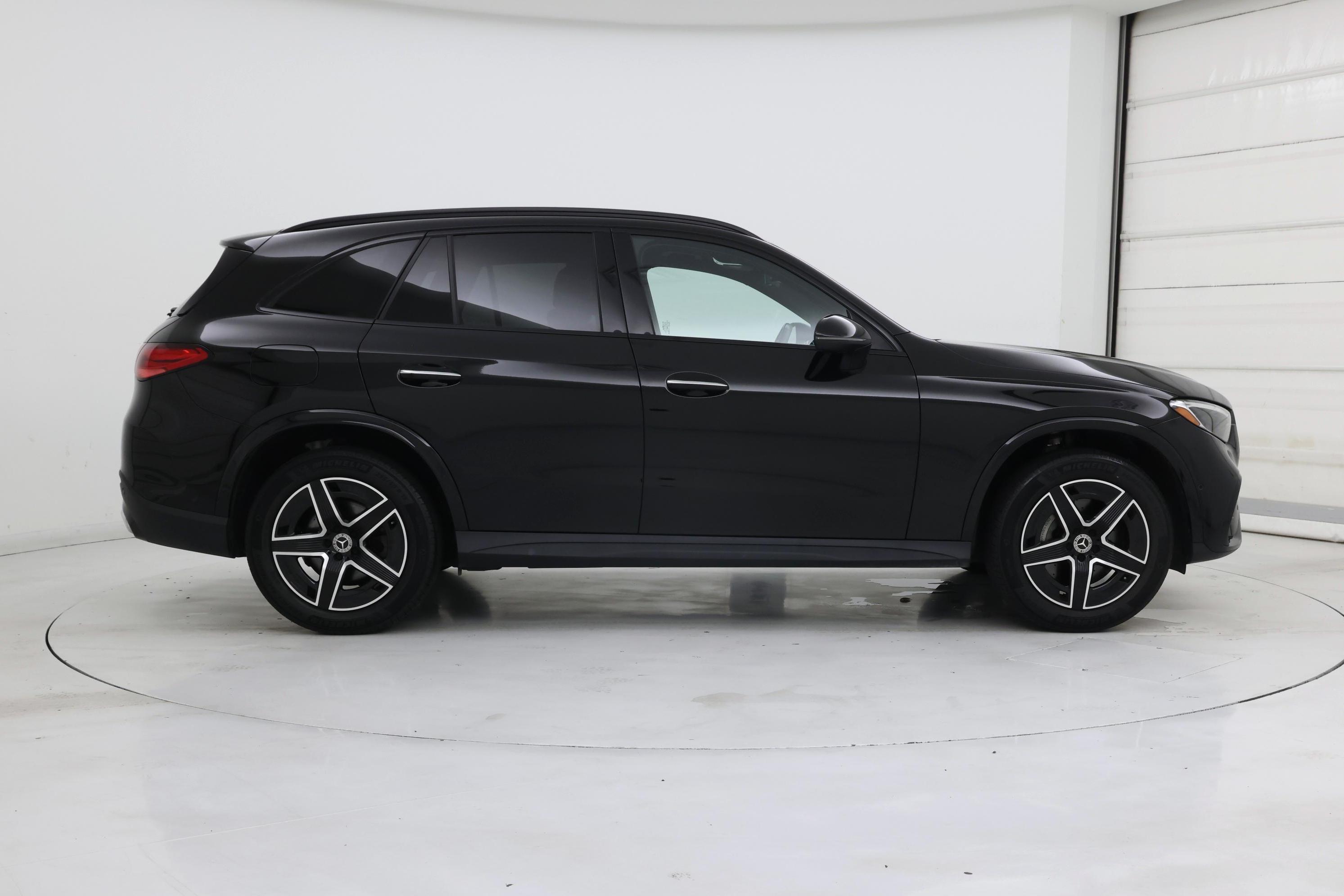Thumbnail: 2024 Mercedes-Benz GLC - 7