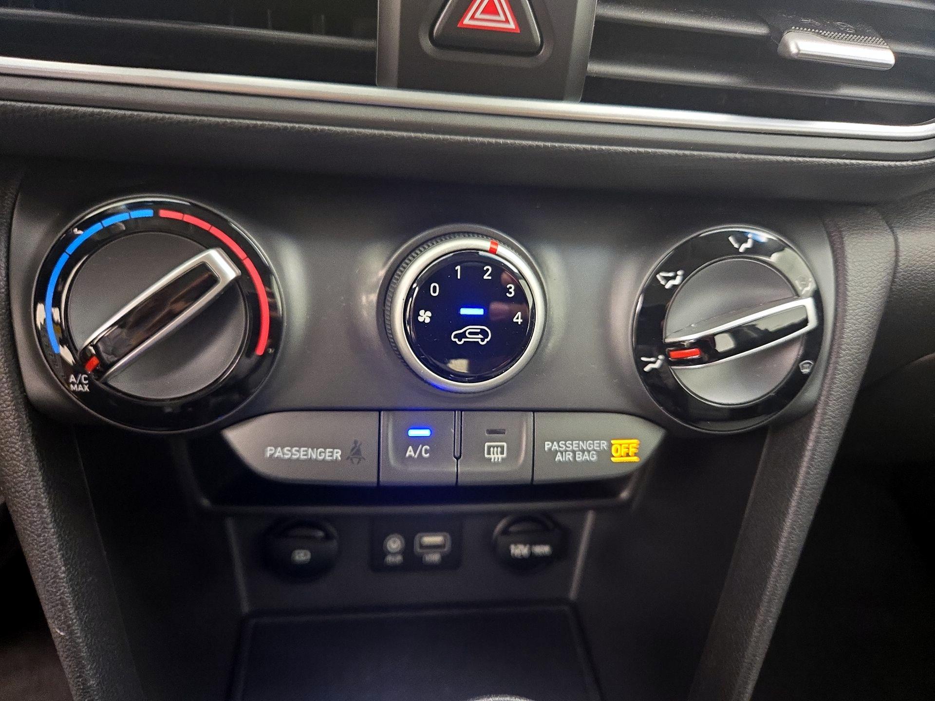 Thumbnail: 2021 Hyundai Kona - 16