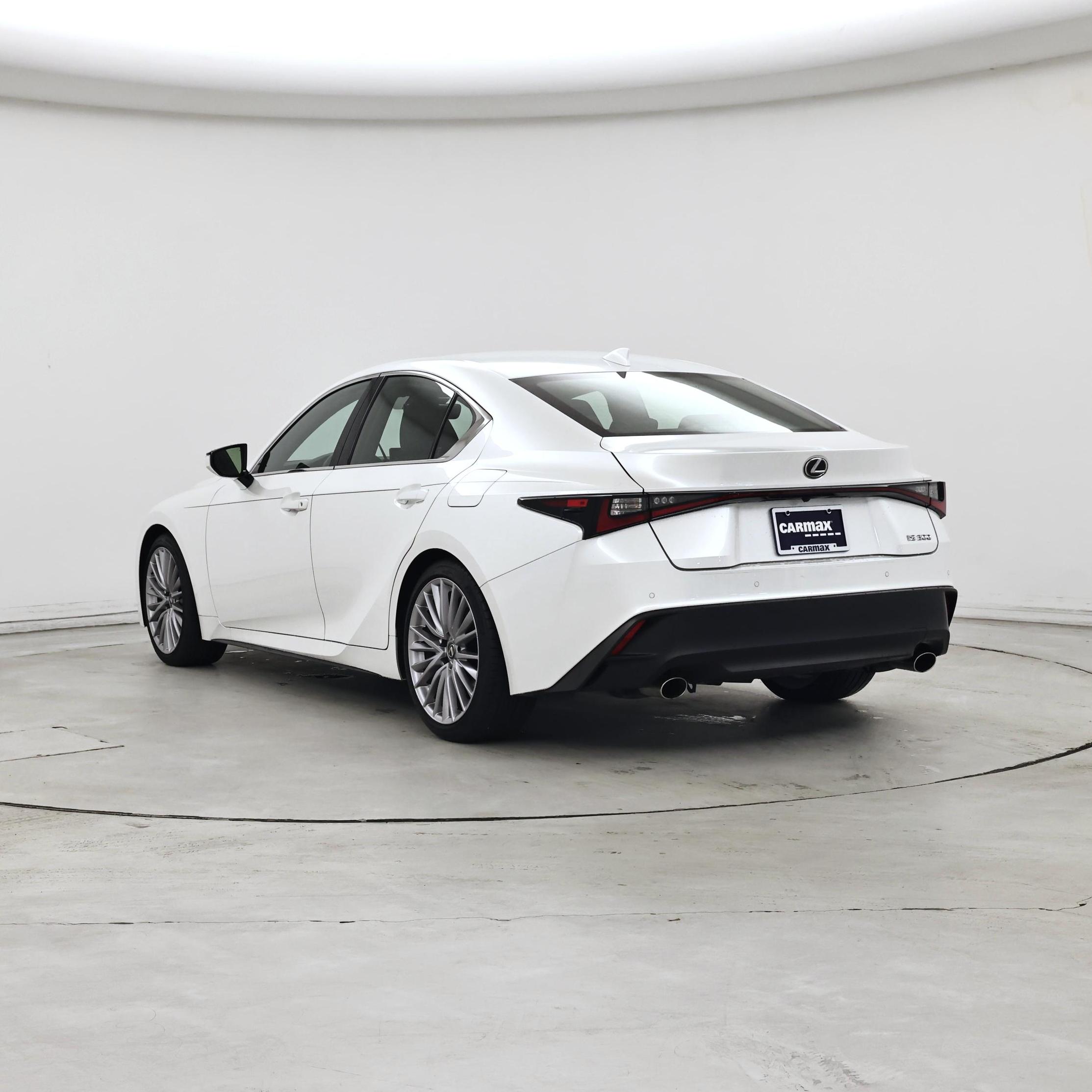 Thumbnail: 2025 Lexus IS - 2