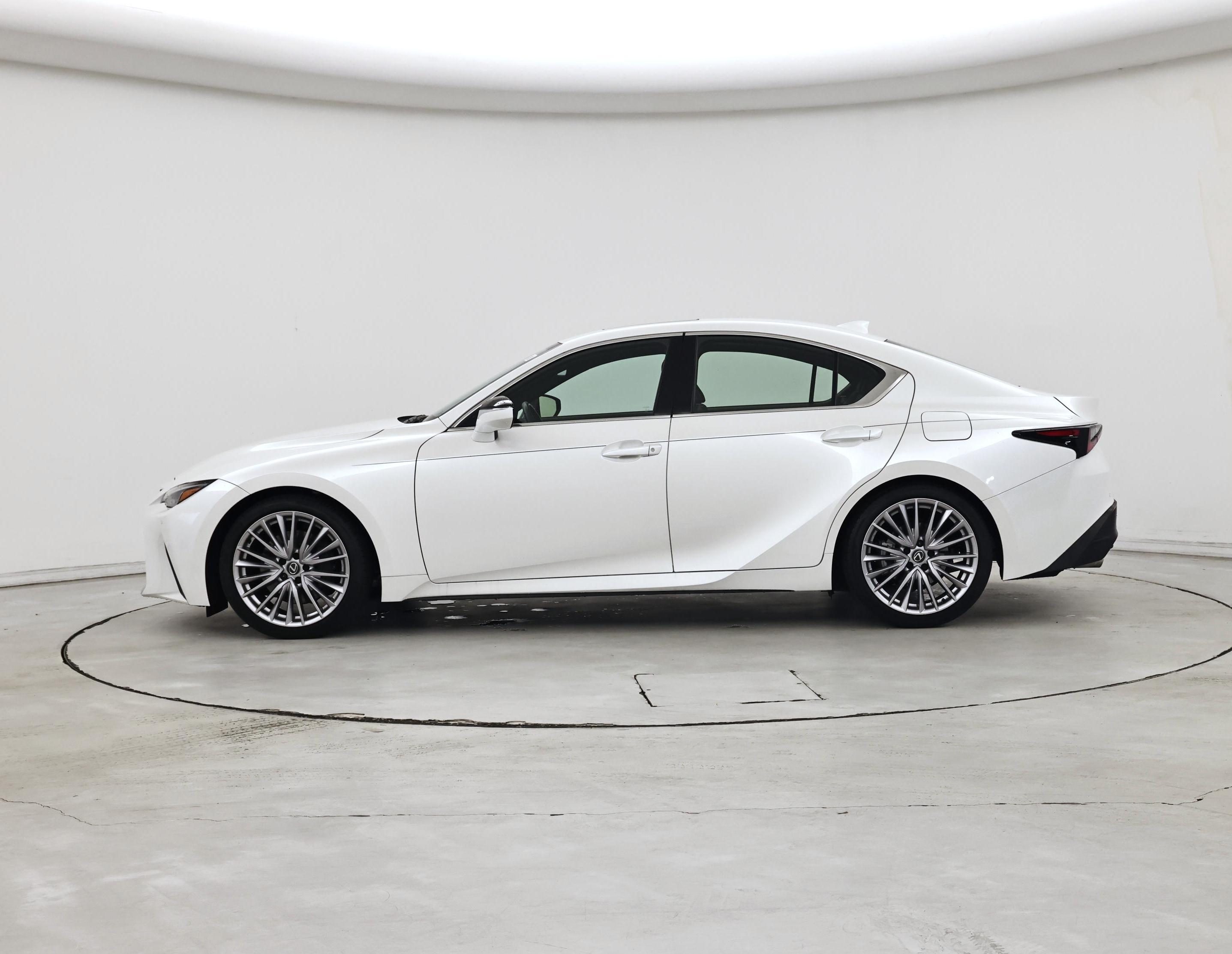 Thumbnail: 2025 Lexus IS - 3