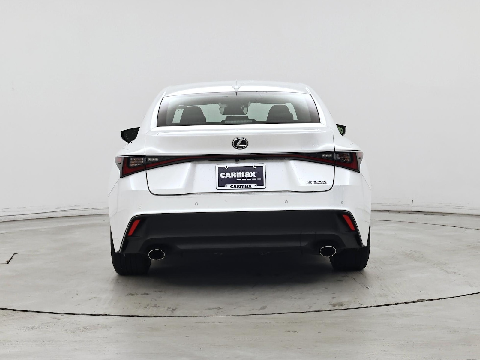 2025 Lexus IS 300 - Photo 7