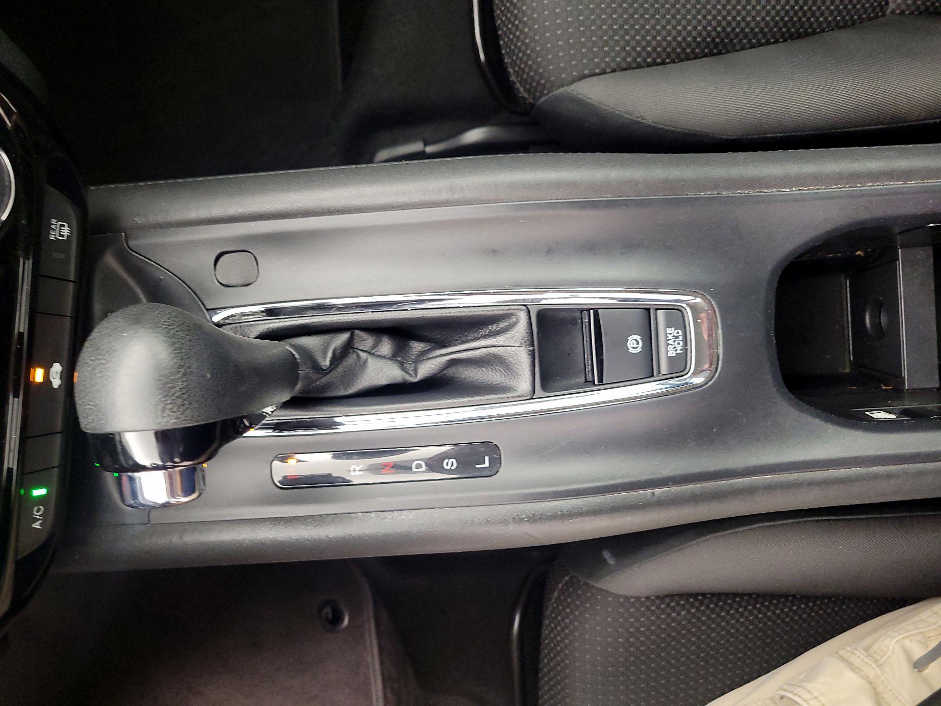 Thumbnail: 2020 Honda HR-V - 16