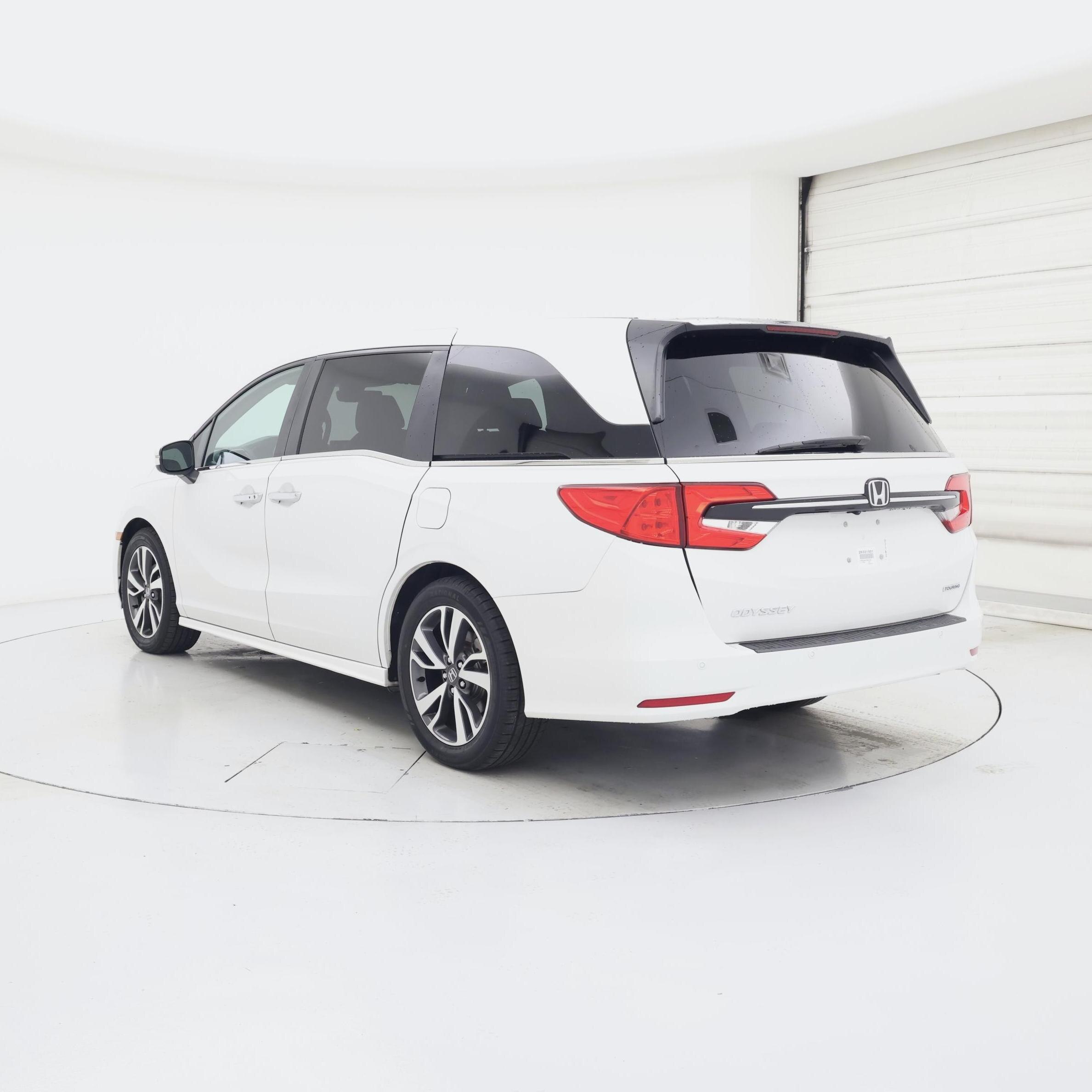 Thumbnail: 2023 Honda Odyssey - 2